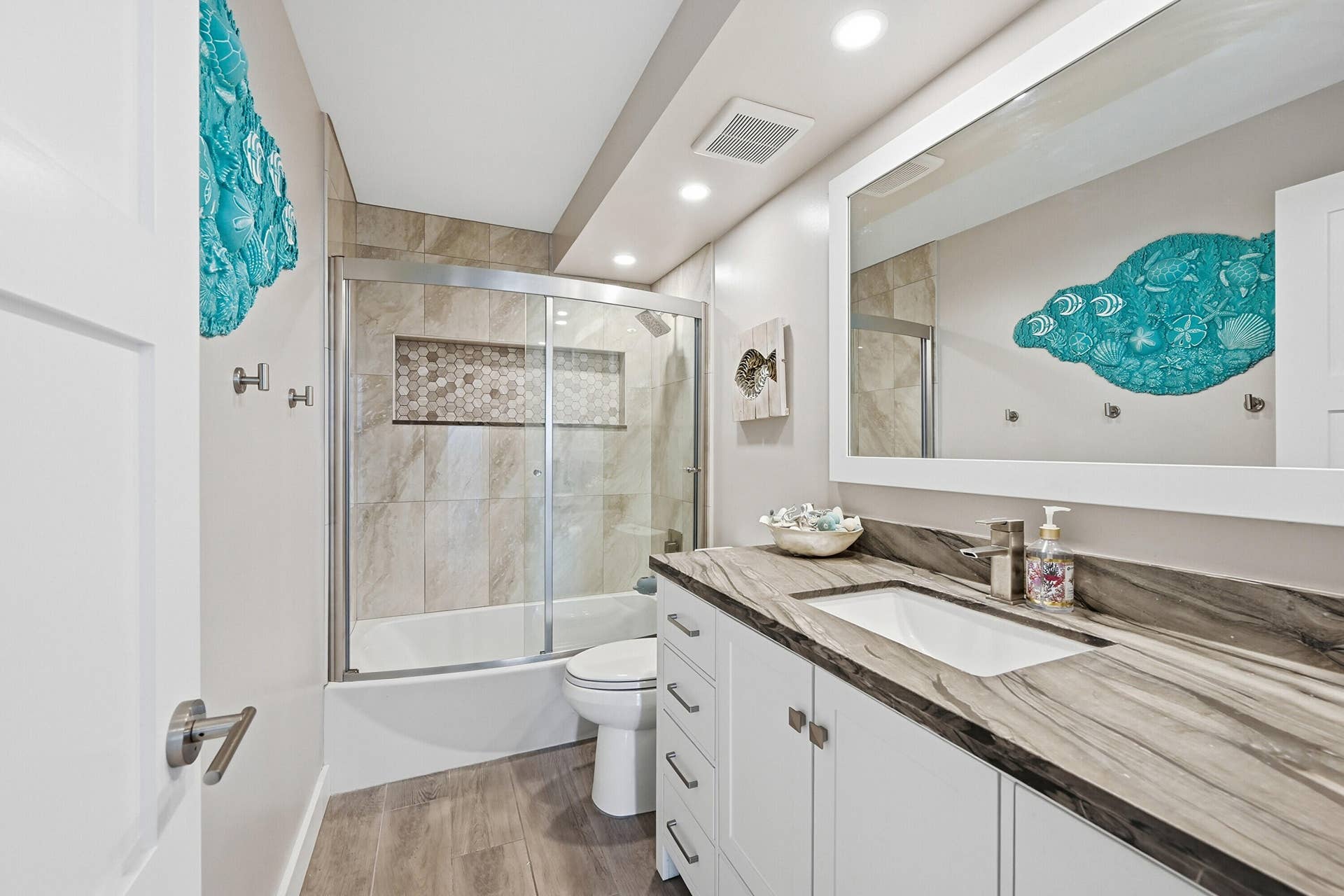 13_bathroom