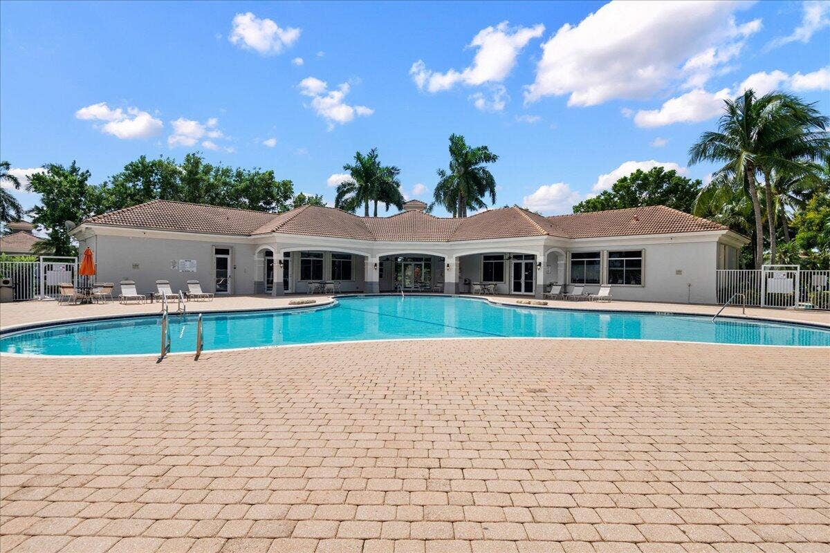 8128 BIG PINE Way, Riviera Beach, FL 33407 27-JLC_1850