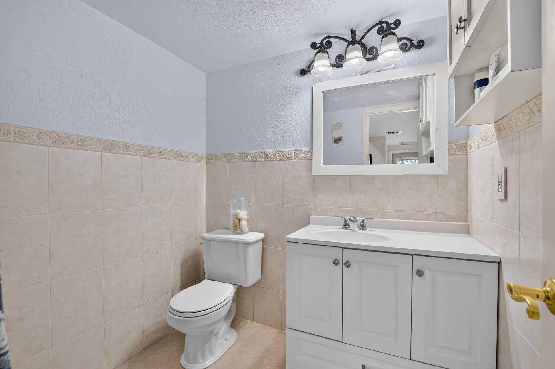 2460 DEER CREEK COUNTRY CLUB Boulevard, #206-A, Deerfield Beach, FL 33442 1/2 Bath