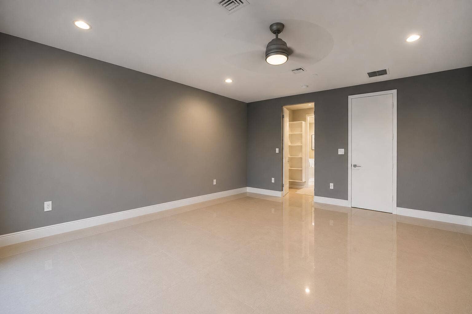 832 NE 19TH Avenue, #832, Fort Lauderdale, Fort Lauderdale, FL 33304 97E07FD9-0A03-4178-B6AD-B1099462C4FC