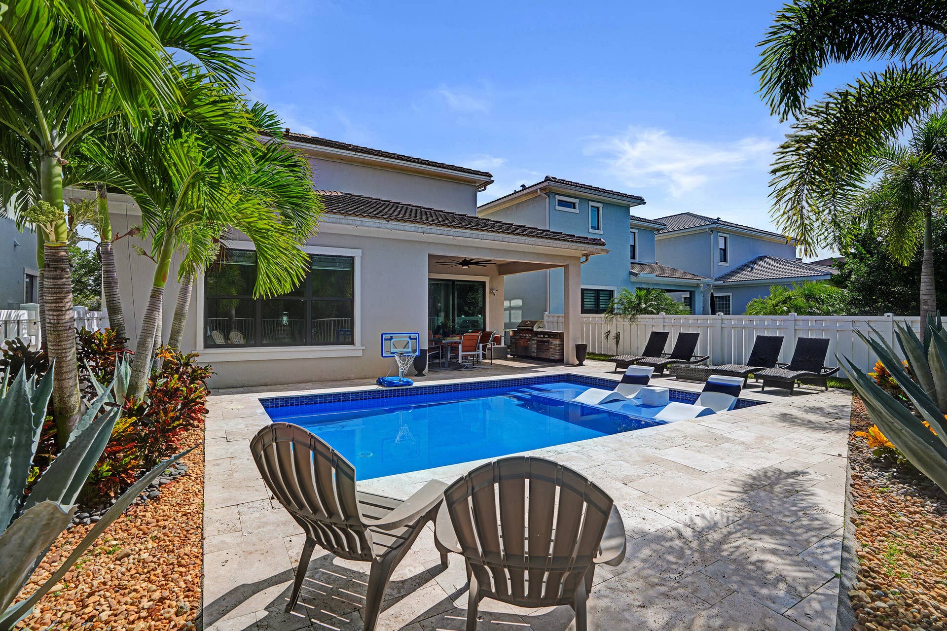 8655 NW 39TH Court, Coral Springs, FL 33065 Backyard Oasis