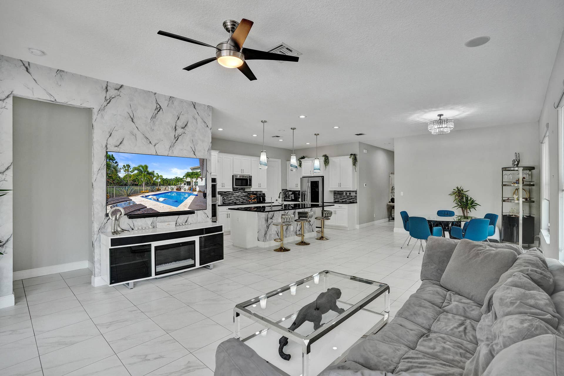 8655 NW 39TH Court, Coral Springs, FL 33065 Living, Dining & Kitchen