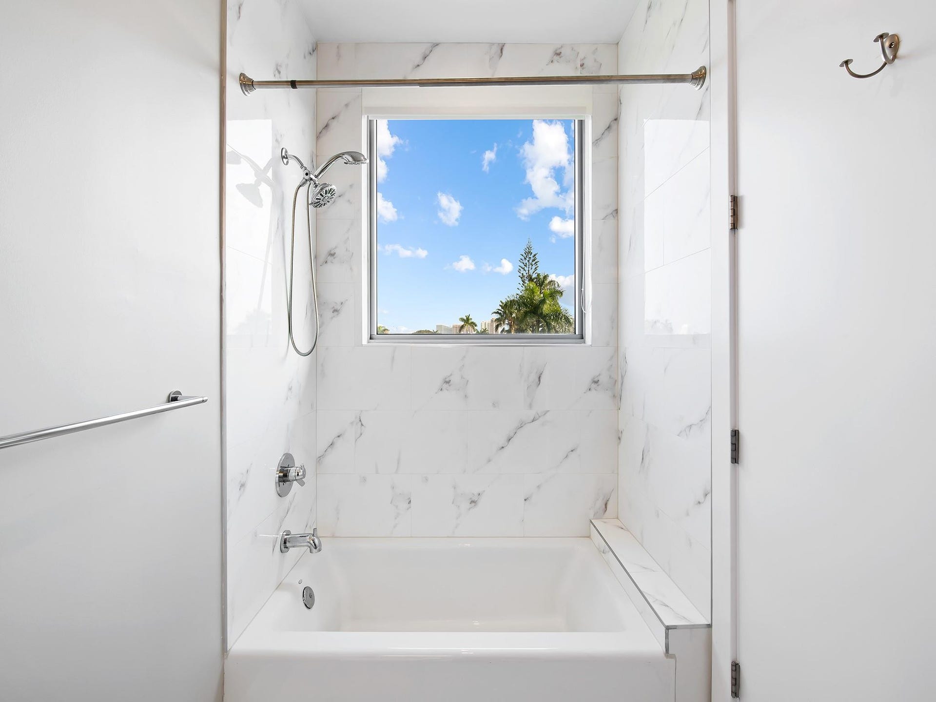 41 Isle Of Venice Drive, #402, Fort Lauderdale, FL 33301 Photo 22