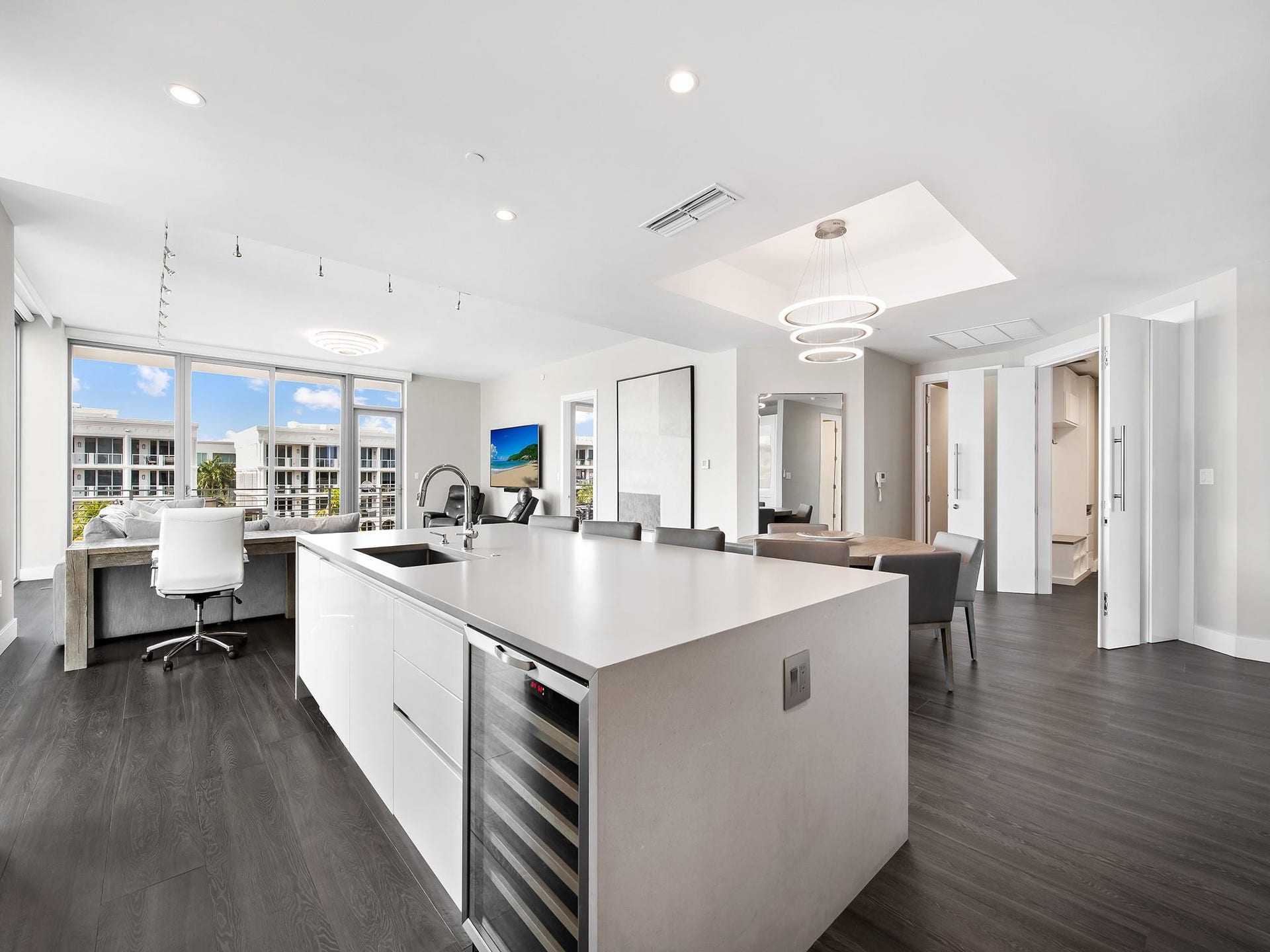 41 Isle Of Venice Drive, #402, Fort Lauderdale, FL 33301 Photo 8