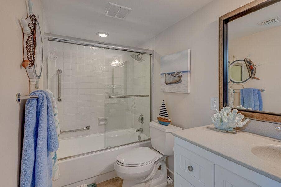 GUEST BATH