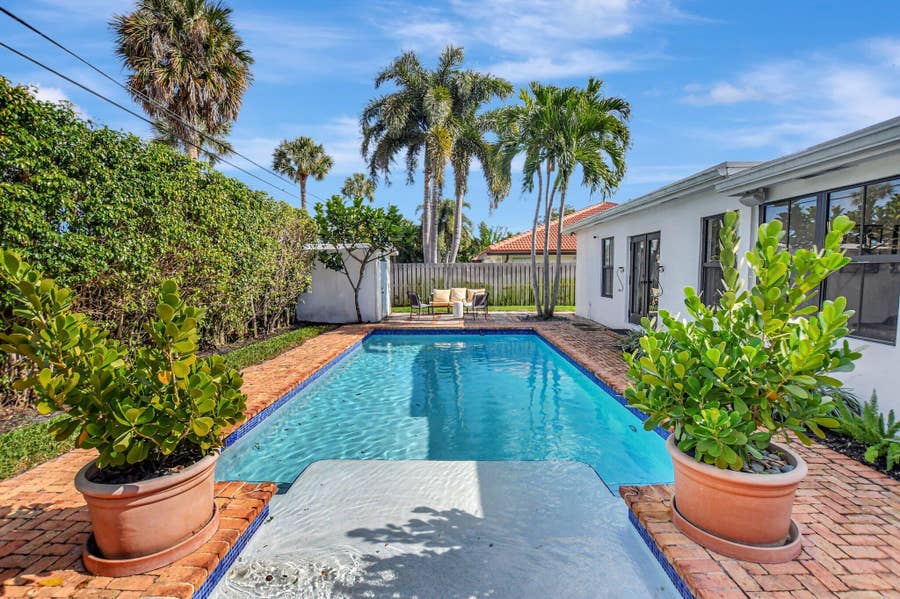 Property photo for 801 SW 5th Street, Boca Raton, FL