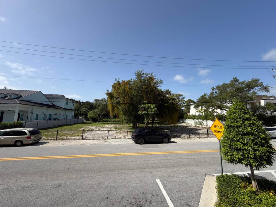 Property photo for 450-468 E Royal Palm Road, Boca Raton, FL