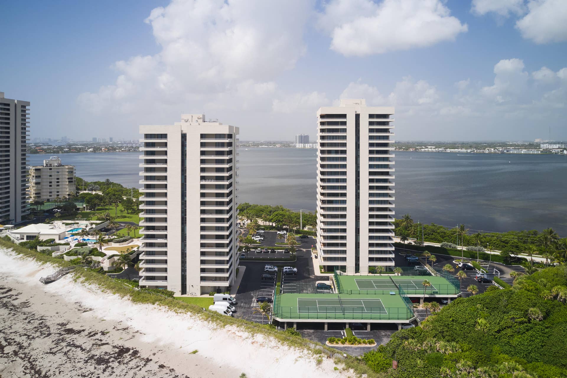 5550 N Ocean Drive, #9D, Singer Island, Singer Island, FL 33404 DJI_0932