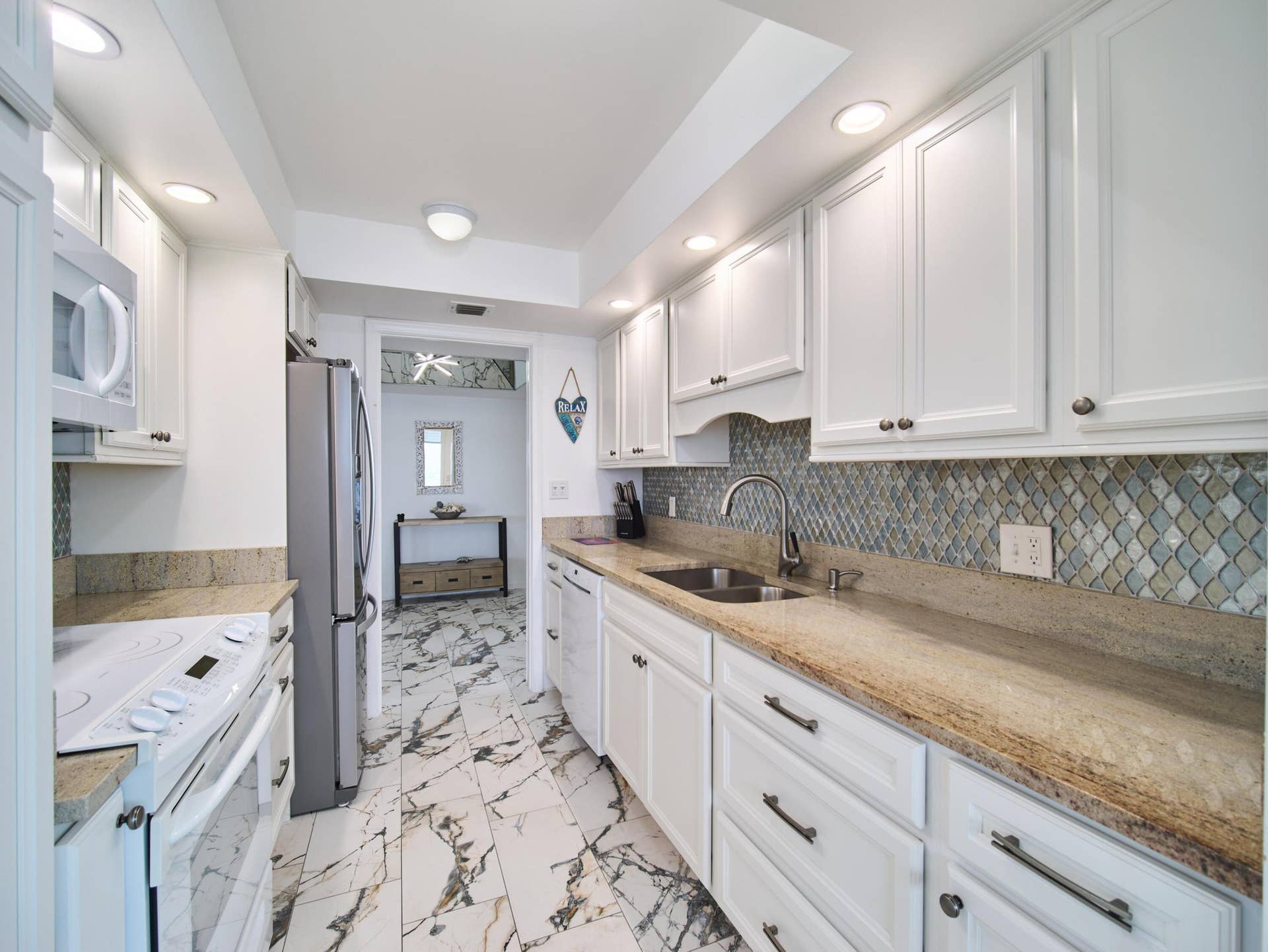5550 N Ocean Drive, #9D, Singer Island, Singer Island, FL 33404 P1188153_HDR