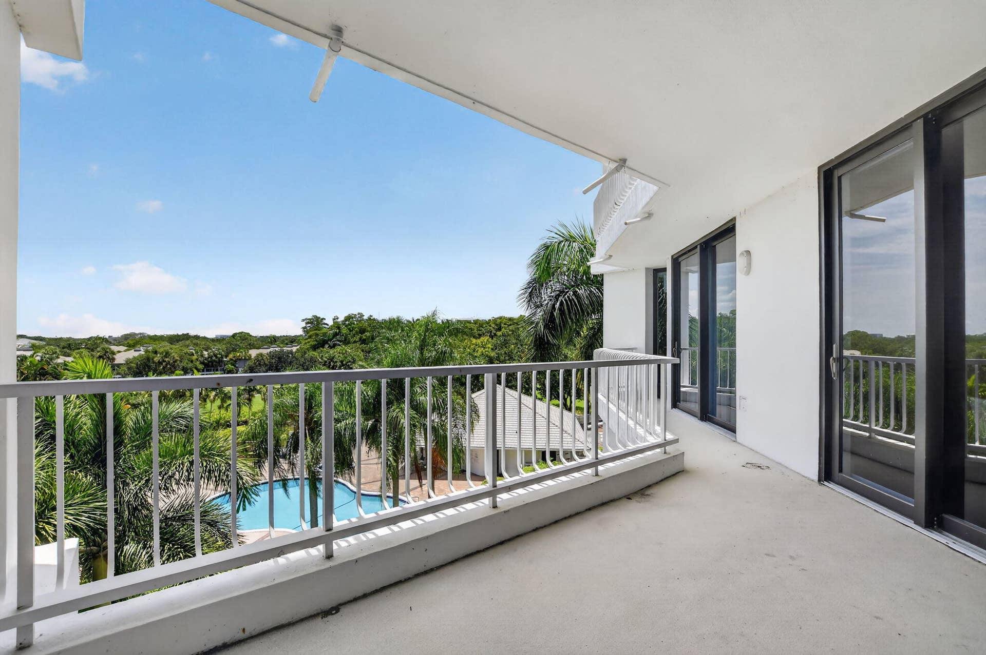 20310 Fairway Oaks Drive, #143, Boca Raton, FL 33434 48-web-or-mls-DSC_6669