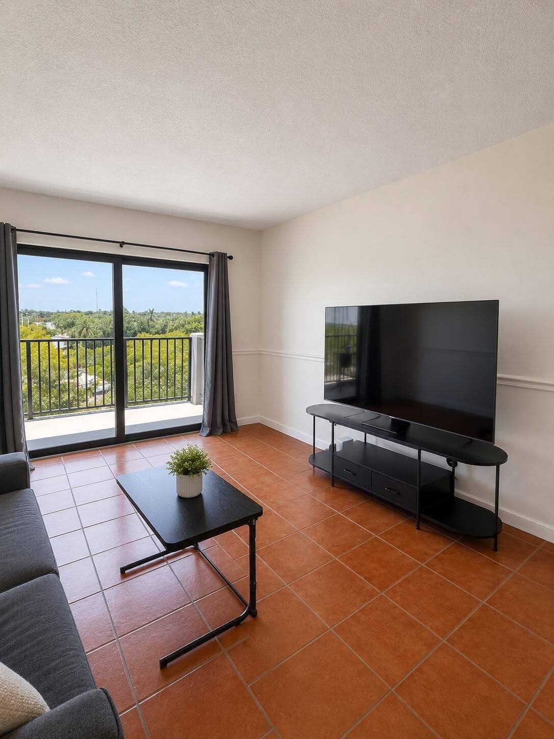 900 RIVER REACH Drive, #510, Fort Lauderdale, FL 33315 2