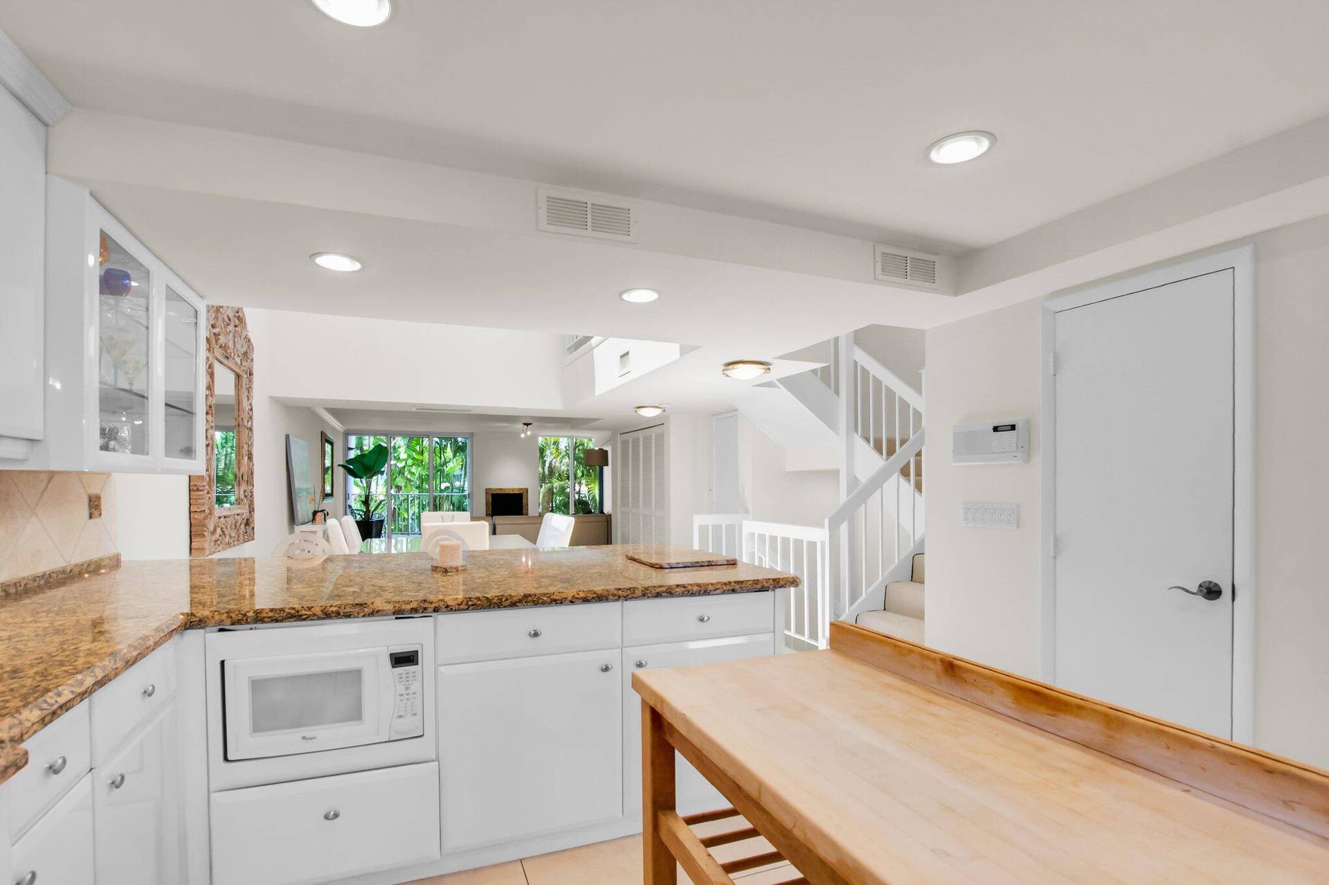 1222 Hillsboro Mile, #11, Hillsboro Beach, FL 33062 27-web-or-mls-DSC_1356