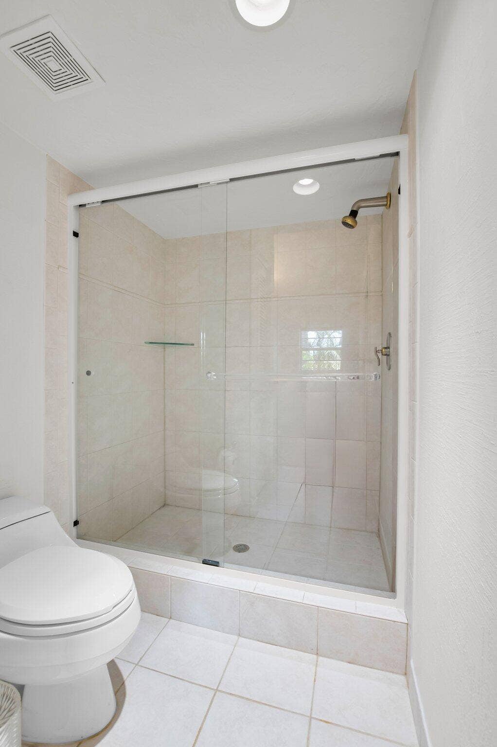 1222 Hillsboro Mile, #11, Hillsboro Beach, FL 33062 36-web-or-mls-DSC_1251