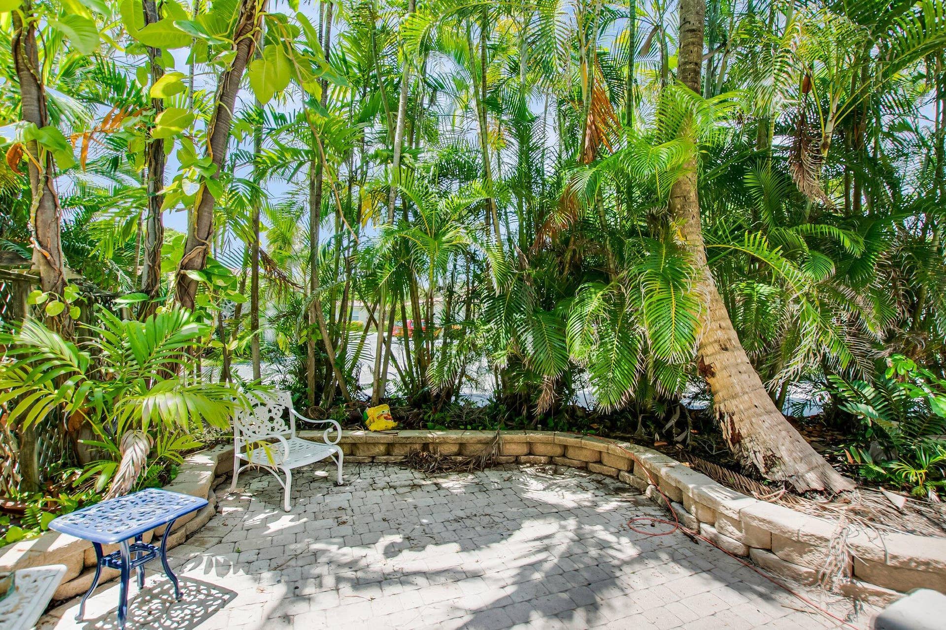1222 Hillsboro Mile, #11, Hillsboro Beach, FL 33062 patio