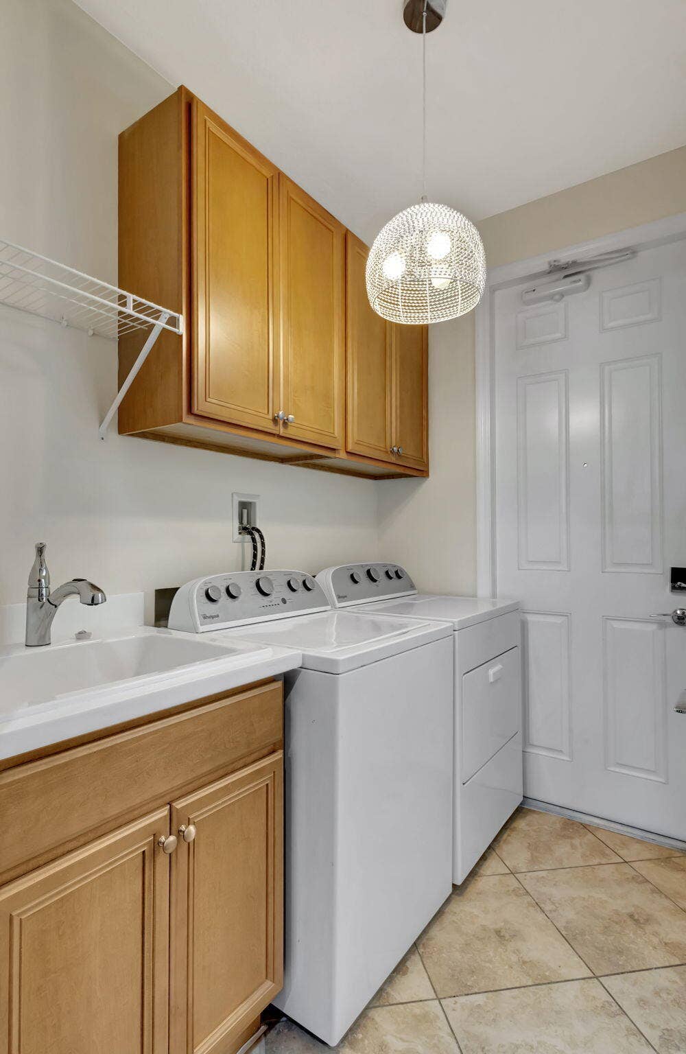 1212 S COMMUNITY Drive, Jupiter, FL 33458 Laundry