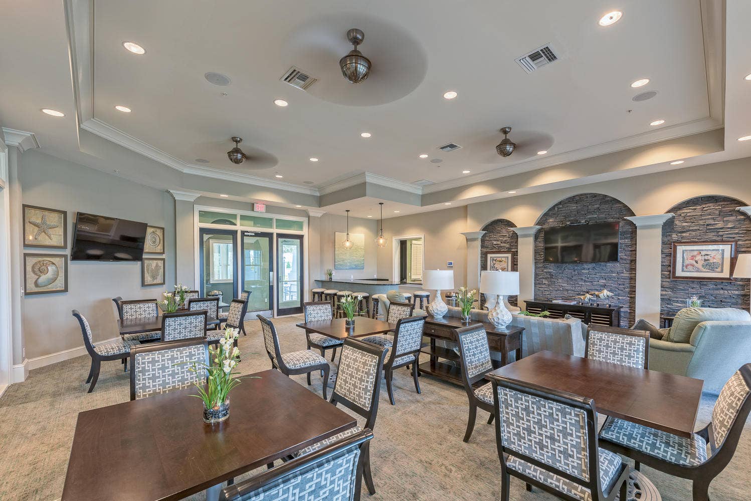 1212 S COMMUNITY Drive, Jupiter, FL 33458 Clubhouse Community Room