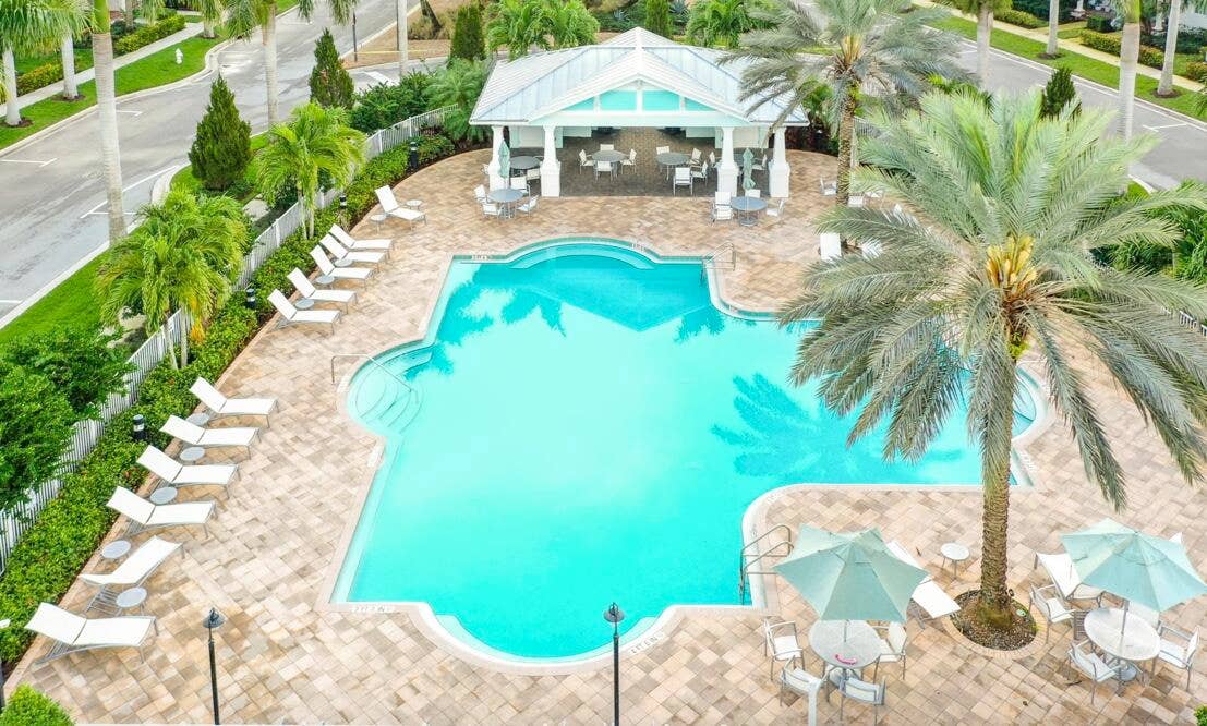 1212 S COMMUNITY Drive, Jupiter, FL 33458 Windsor Park Pool