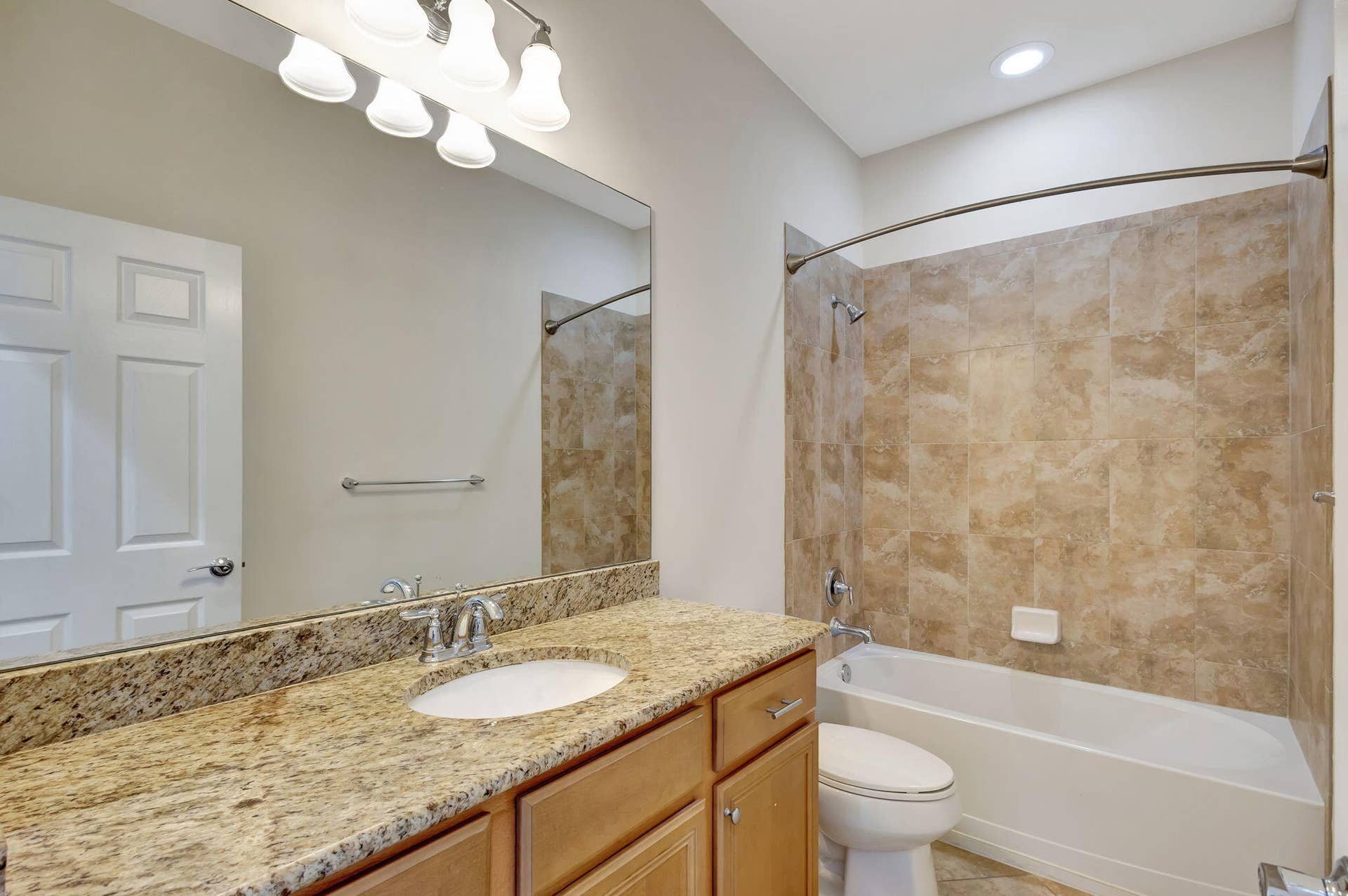 1212 S COMMUNITY Drive, Jupiter, FL 33458 2nd Full Bath