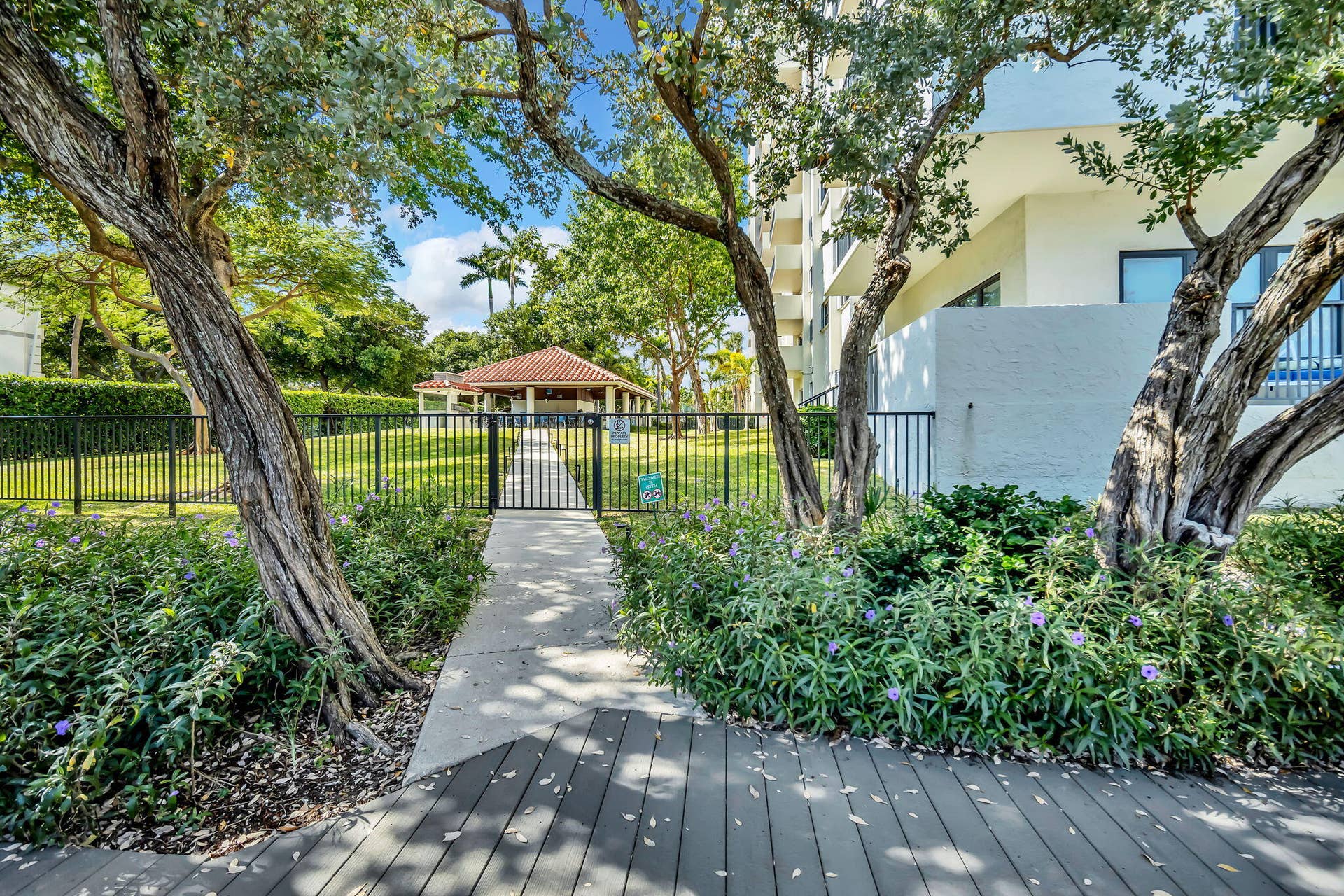 3200 Port Royale Drive N, #902, Fort Lauderdale, FL 33308 13-web-or-mls-IMG_3823