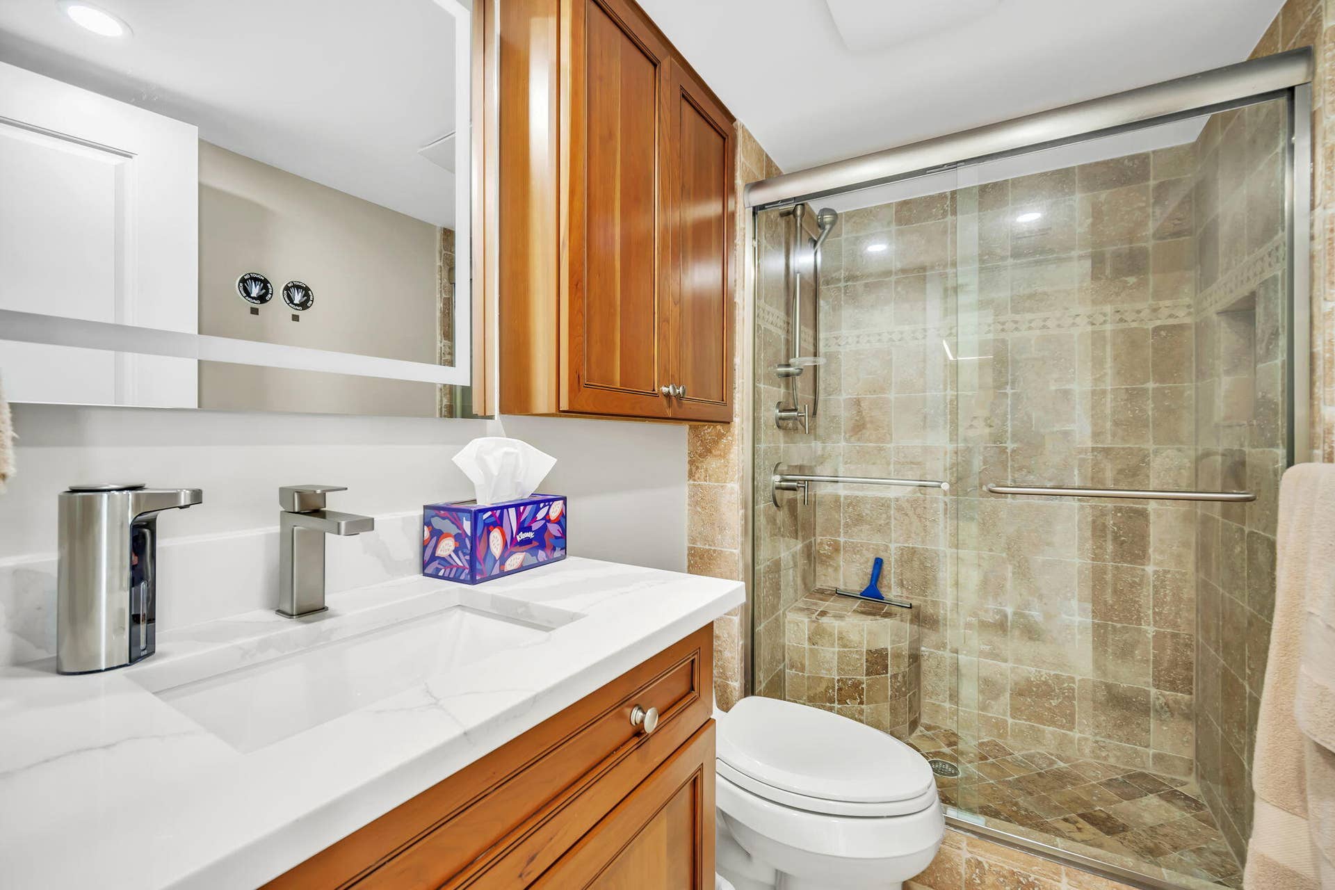3200 Port Royale Drive N, #902, Fort Lauderdale, FL 33308 2nd bathroom