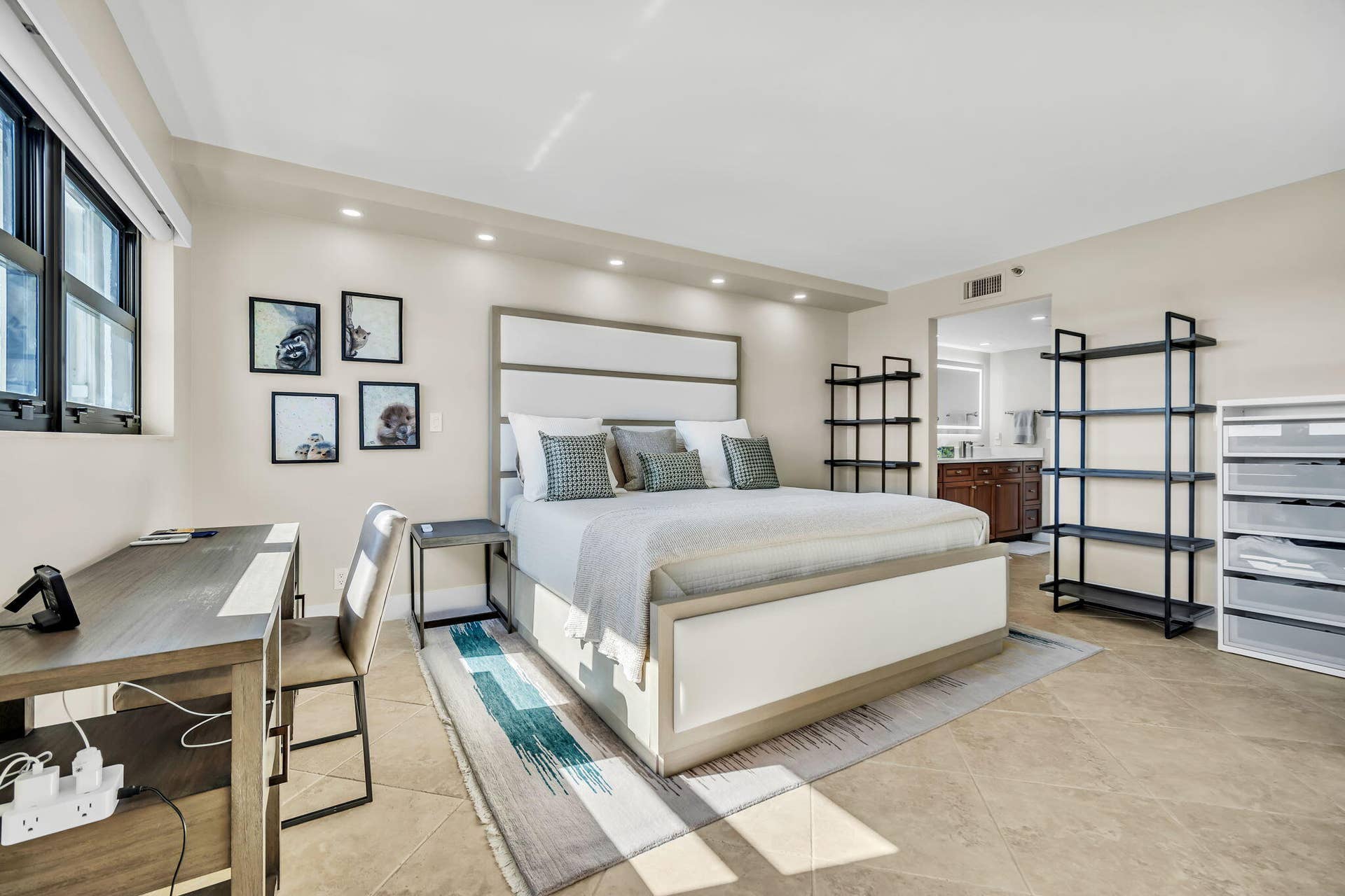 3200 Port Royale Drive N, #902, Fort Lauderdale, FL 33308 Principal bedroom