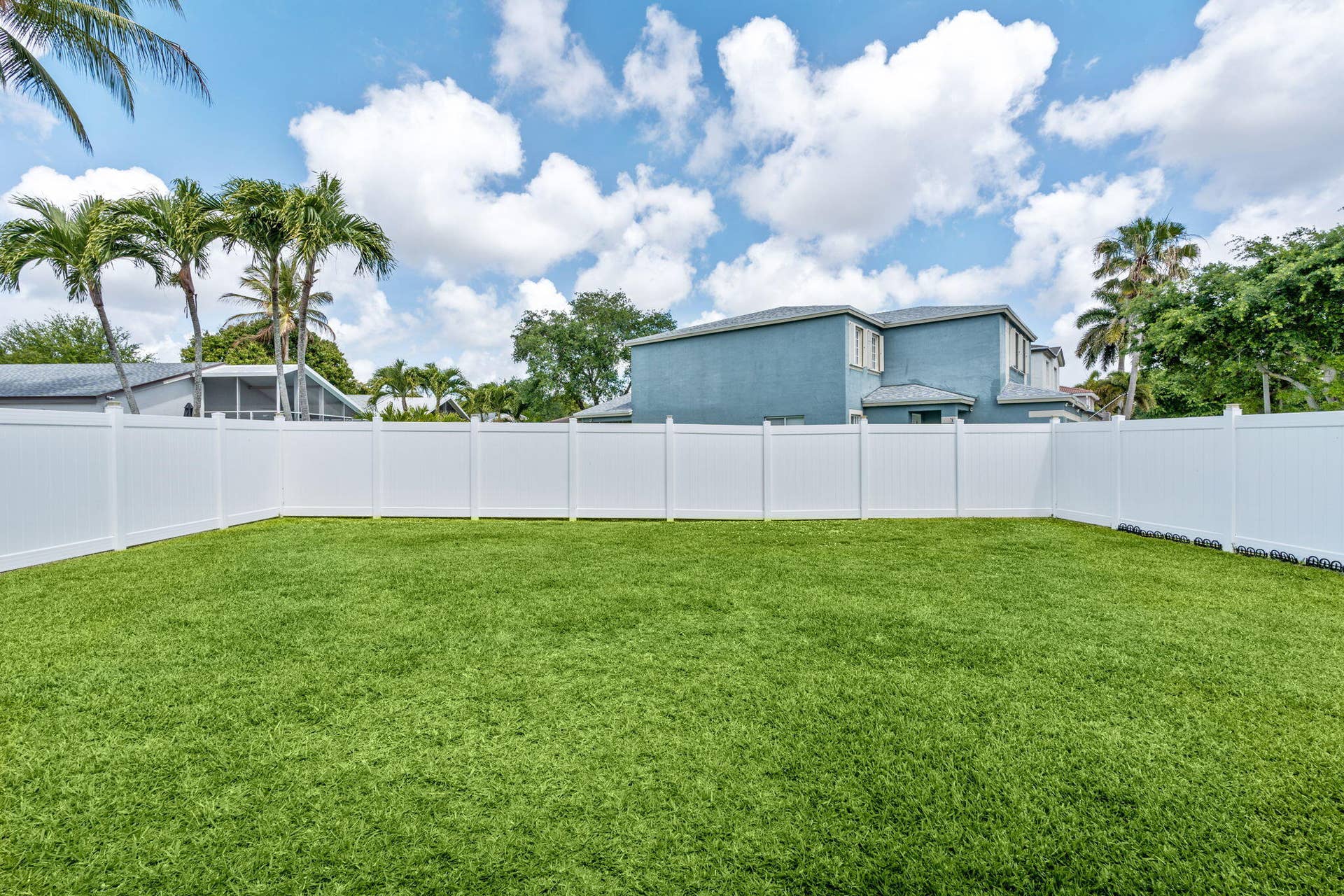 38-web-or-mls-A7404079