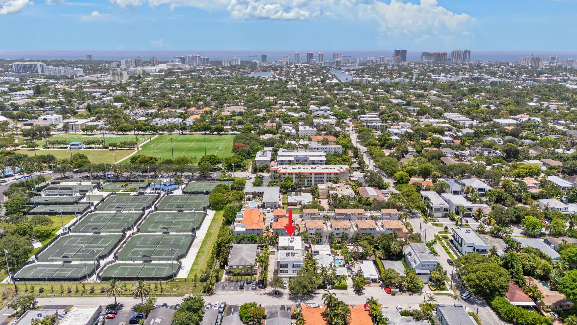 622 NE 10th Avenue, Fort Lauderdale, FL 33304 47-web-or-mls-622 NE 10th Ave Fort Laude