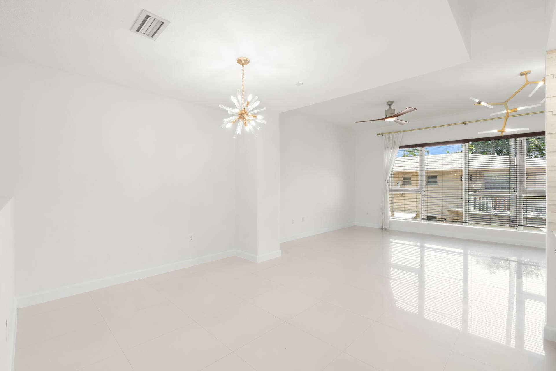 622 NE 10th Avenue, Fort Lauderdale, FL 33304 22-web-or-mls-622 NE 10th Ave Fort Laude