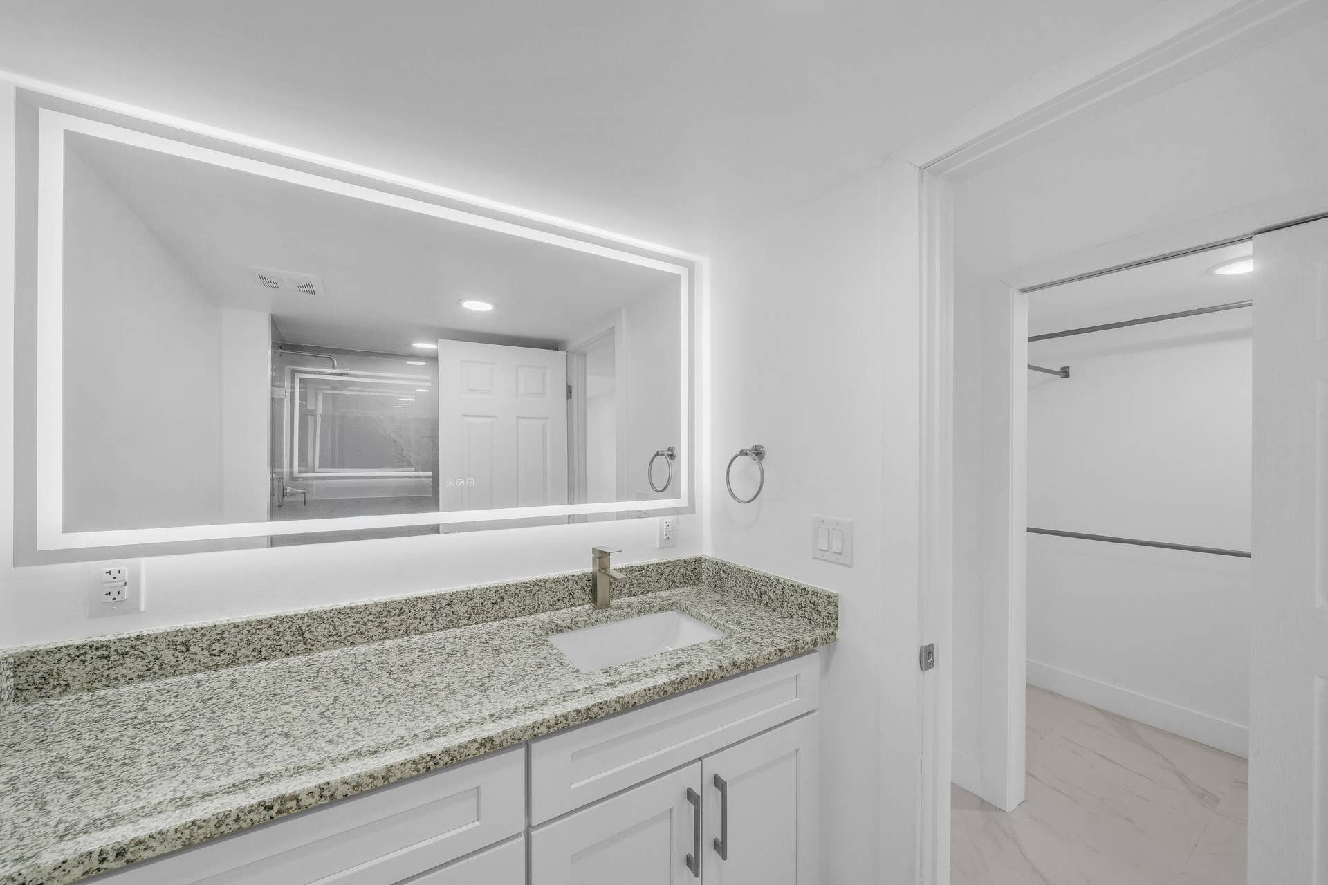 9880 Marina Boulevard, #1536, Boca Raton, FL 33428 8 Primary Bathroom+Closet (4)