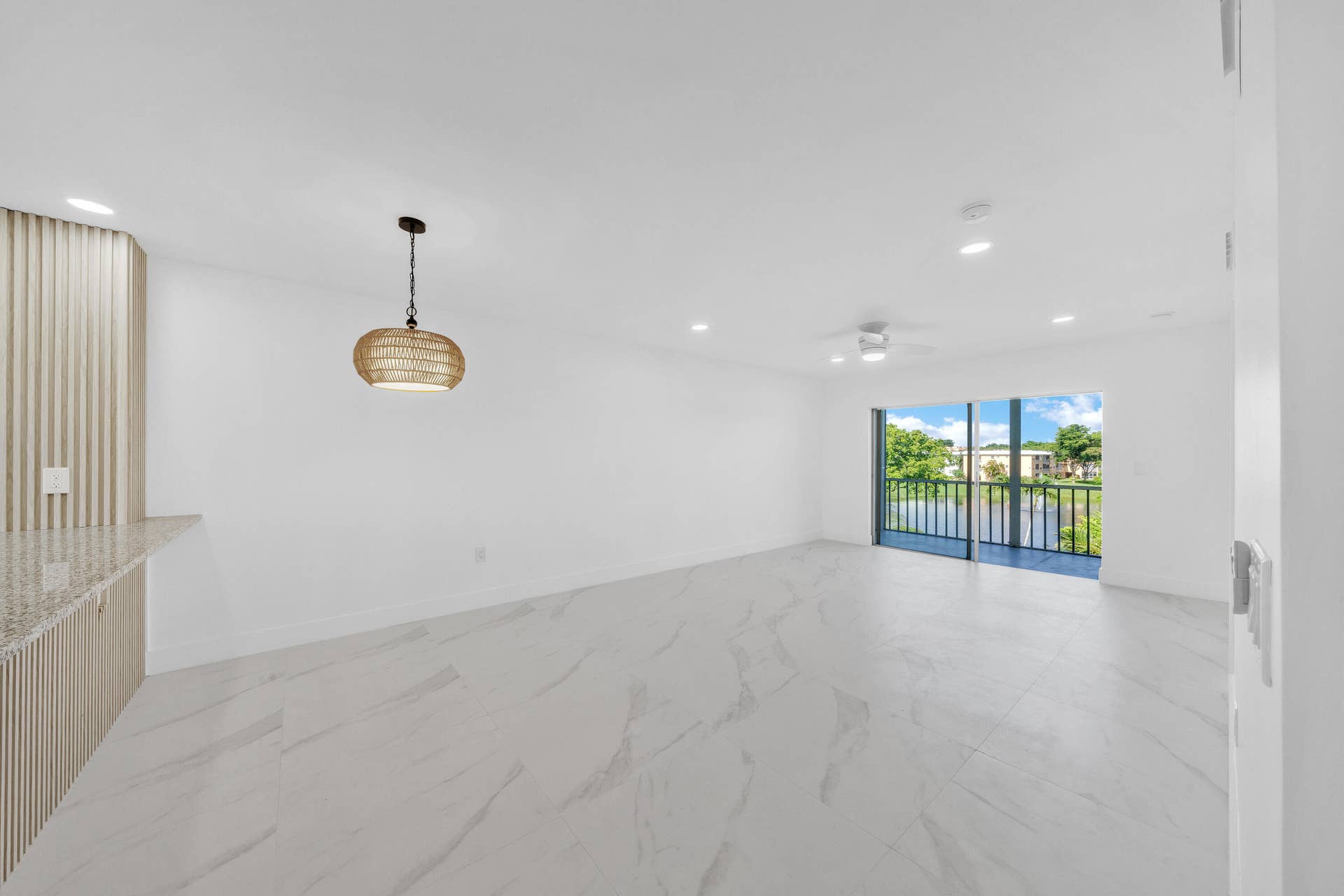 9880 Marina Boulevard, #1536, Boca Raton, FL 33428 6 Living Area (1)