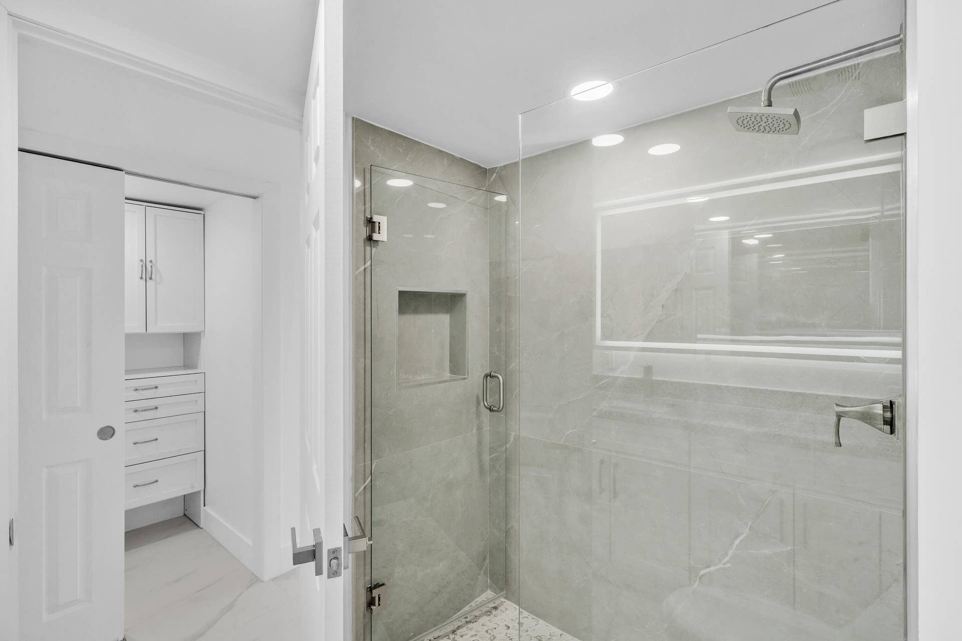9880 Marina Boulevard, #1536, Boca Raton, FL 33428 8 Primary Bathroom+Closet (3)