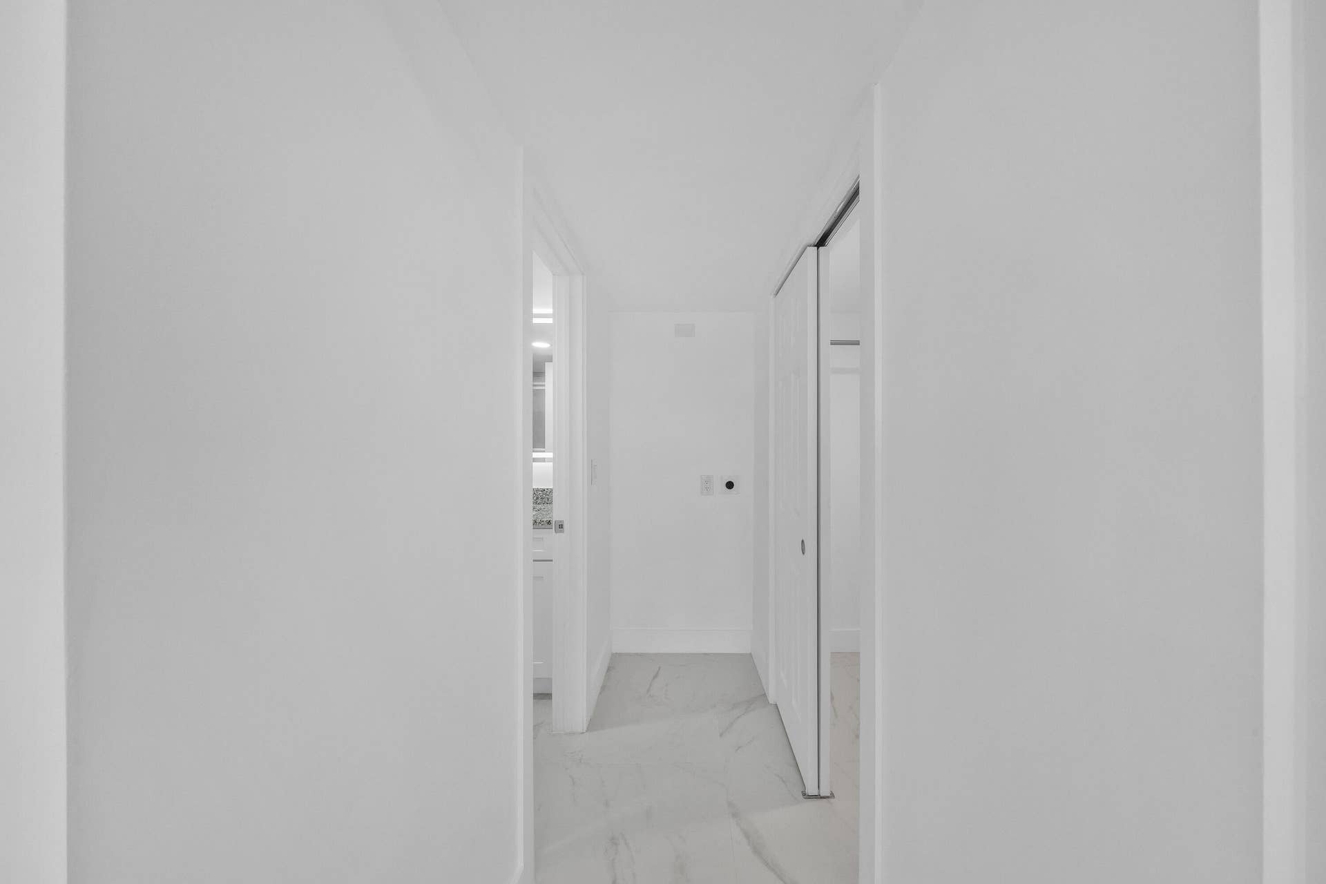 9880 Marina Boulevard, #1536, Boca Raton, FL 33428 8 Primary Bathroom+Closet (1)