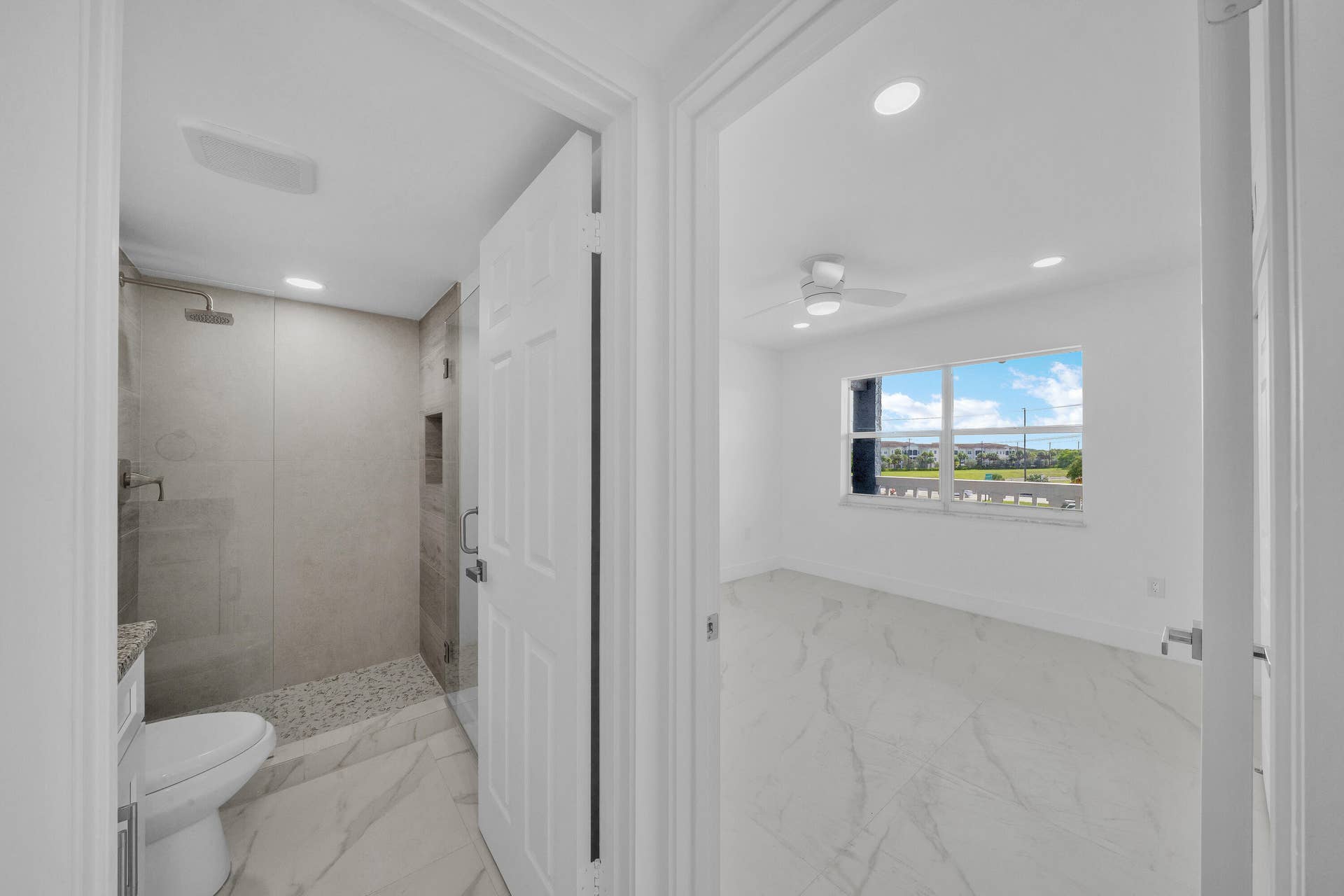 9880 Marina Boulevard, #1536, Boca Raton, FL 33428 16 Guest Area (5)
