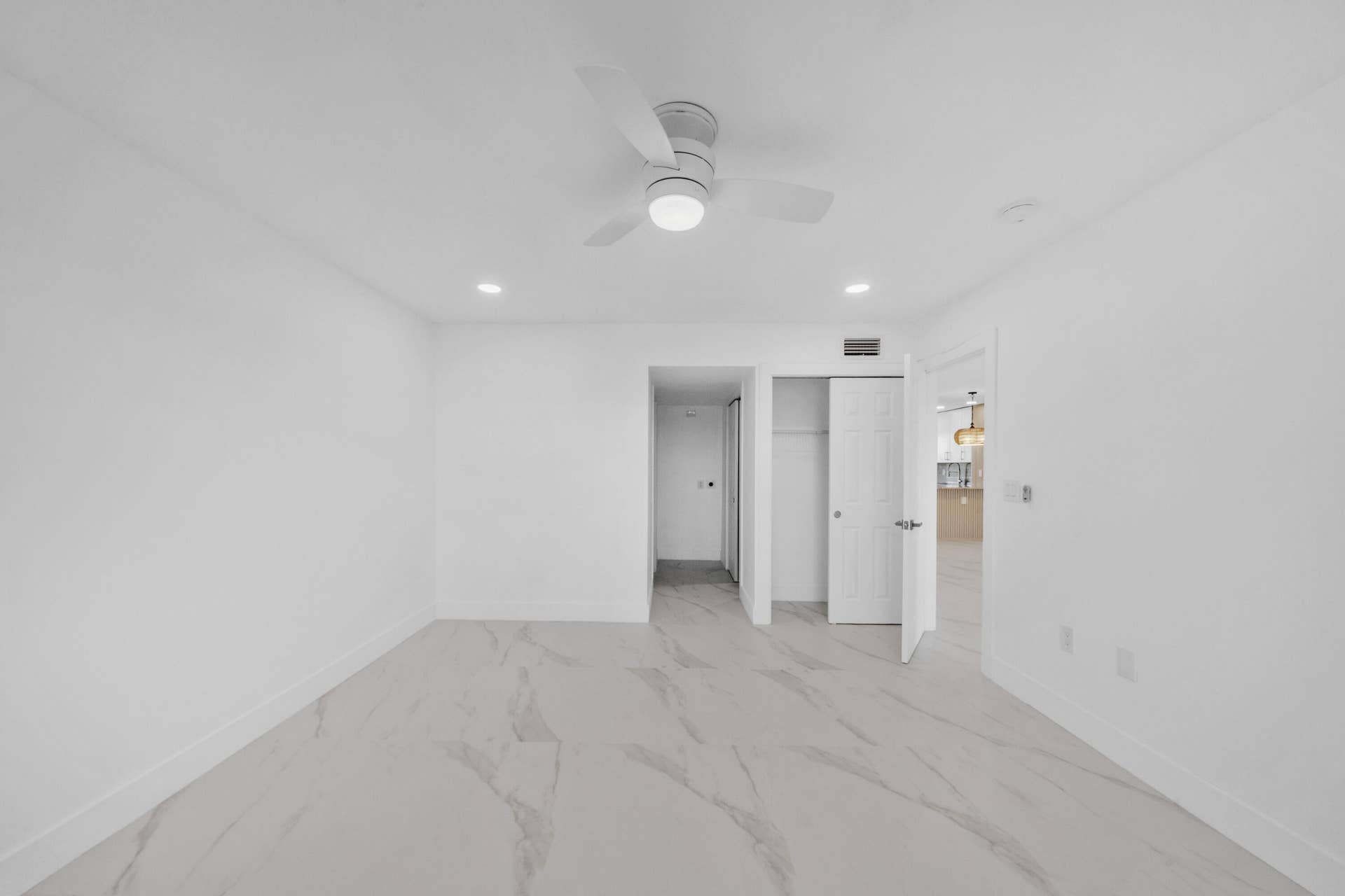 9880 Marina Boulevard, #1536, Boca Raton, FL 33428 7 Primary Bedroom (2)