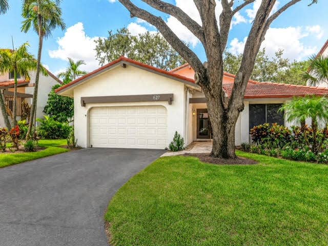 Property photo for 627 Hollows Circle, Deerfield Beach, FL