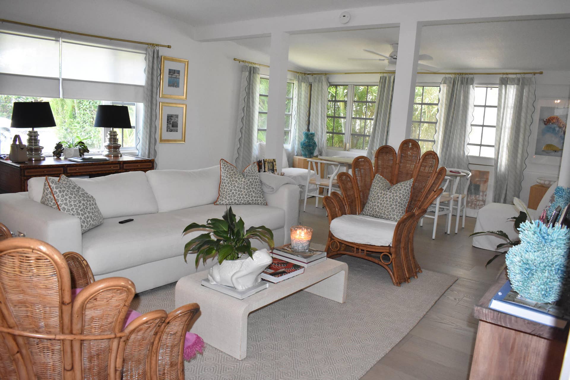 816 SE 6th Court, Fort Lauderdale, FL 33301 Living Room