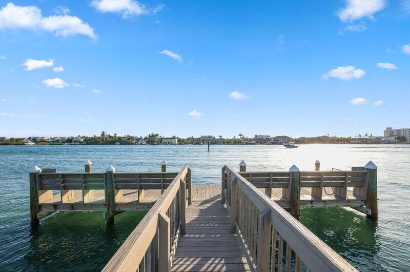 Day Dock
