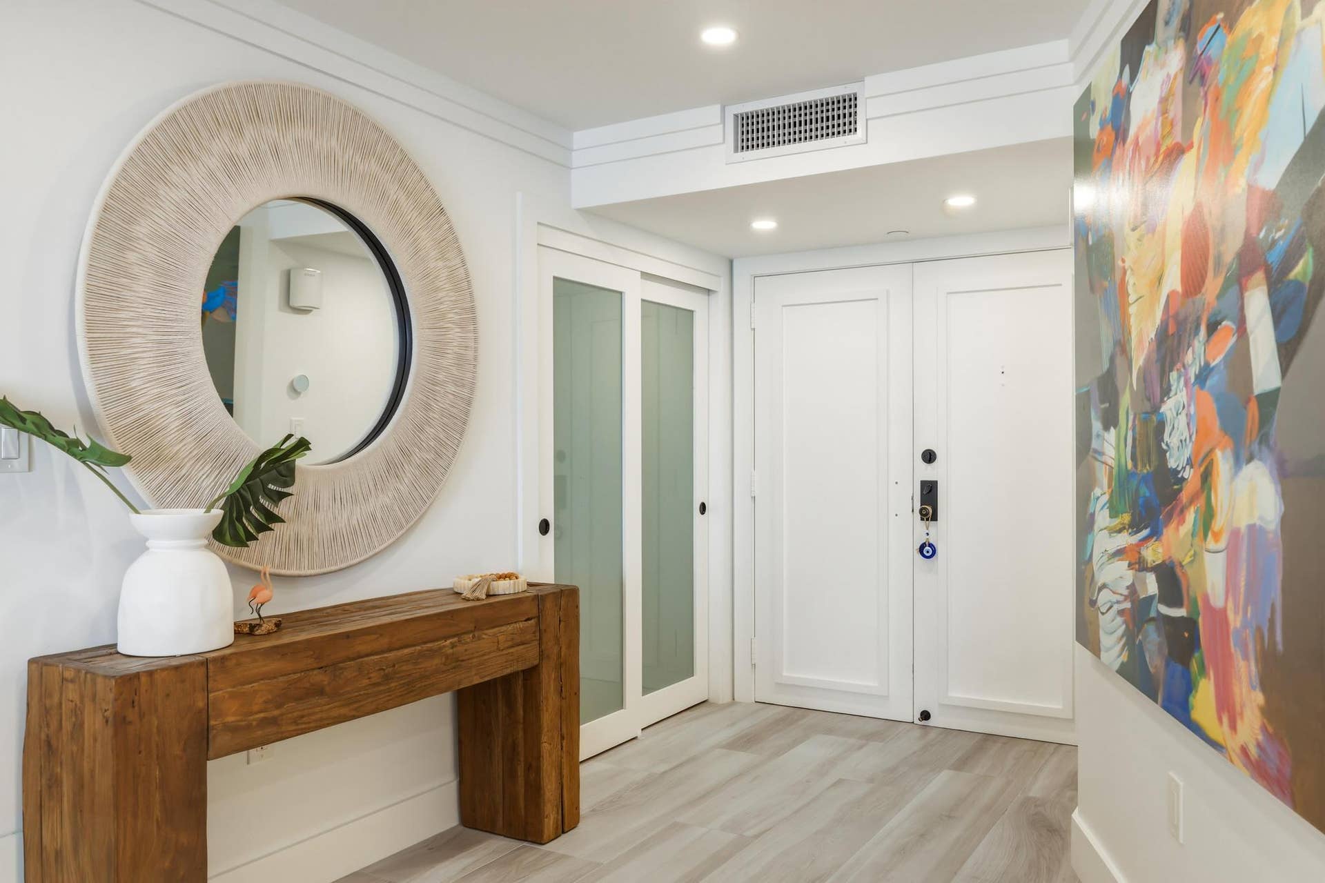 3400 Galt Ocean Drive, #1704S, Fort Lauderdale, FL 33308 Foyer and storage closet