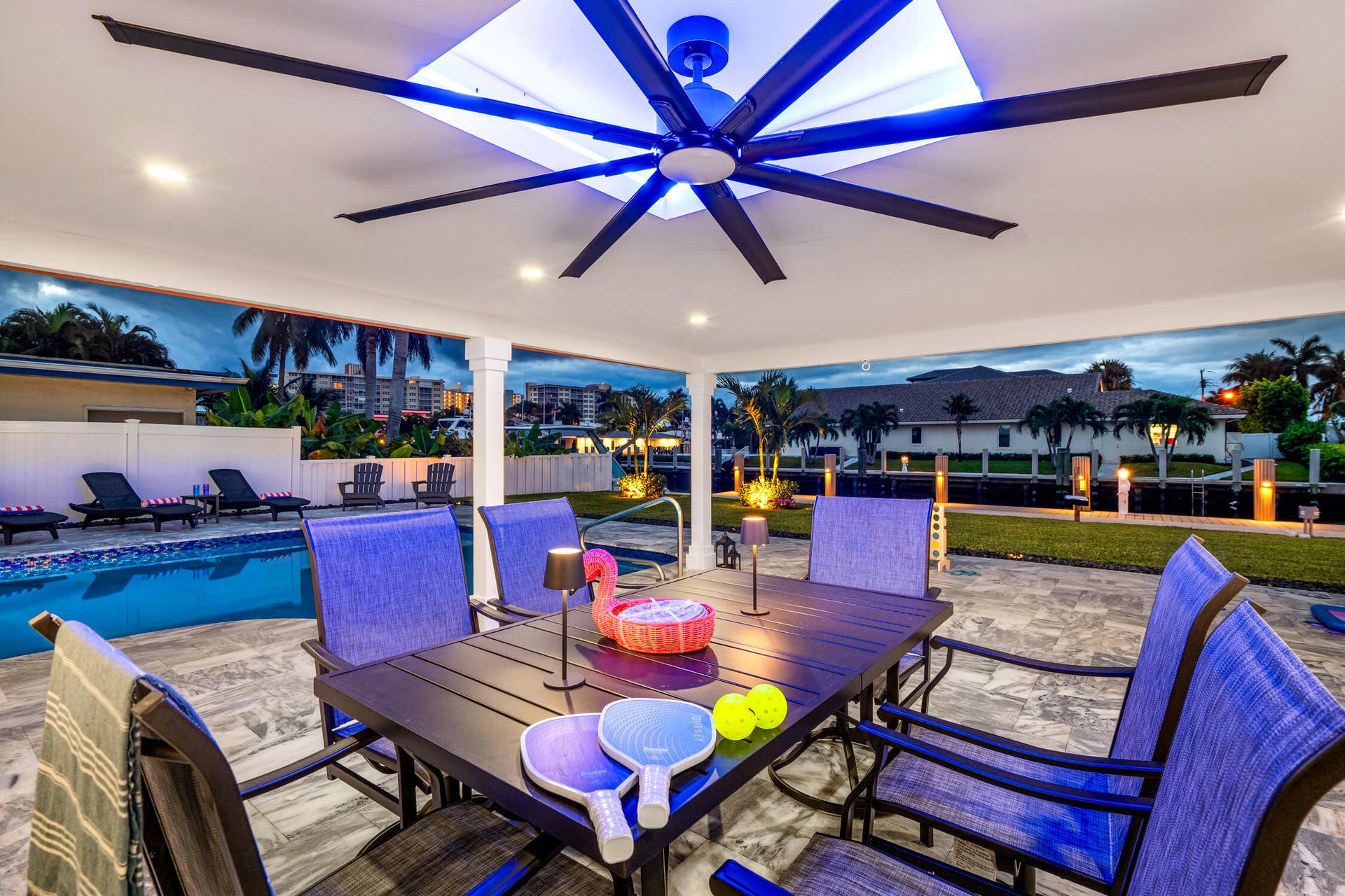 2760 NE 7TH Street, Pompano Beach, Pompano Beach, FL 33062 Outdoor Dining Area at Twilight