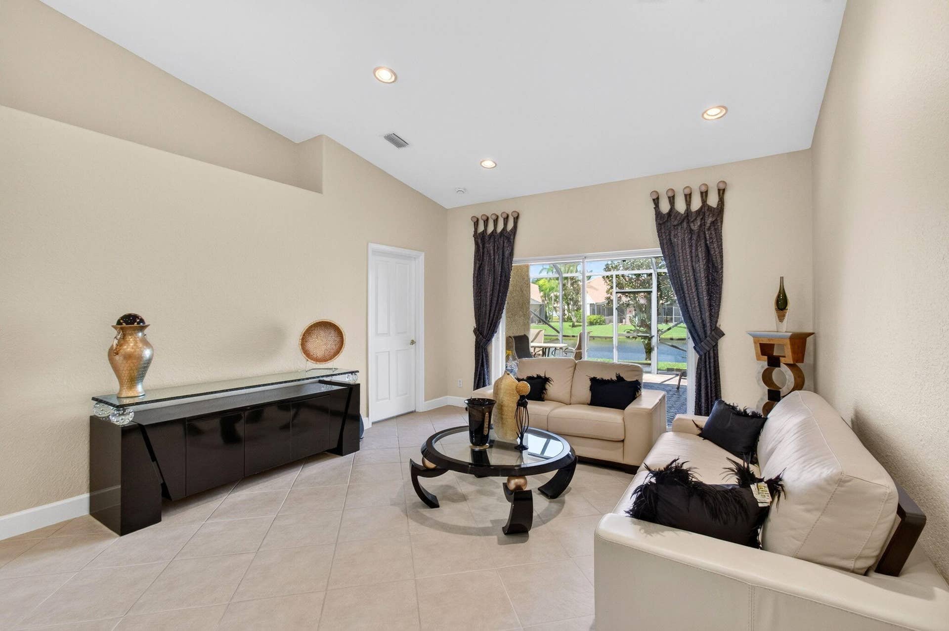 2096 STONINGTON Terrace, West Palm Beach, FL 33411 Hi Hats