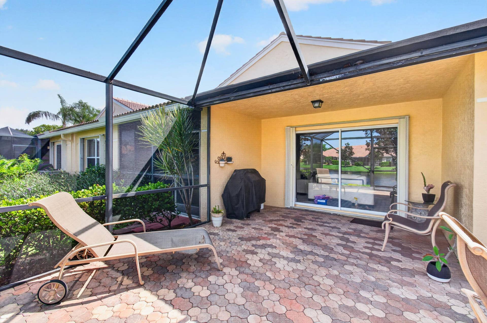 2096 STONINGTON Terrace, West Palm Beach, FL 33411 Patio