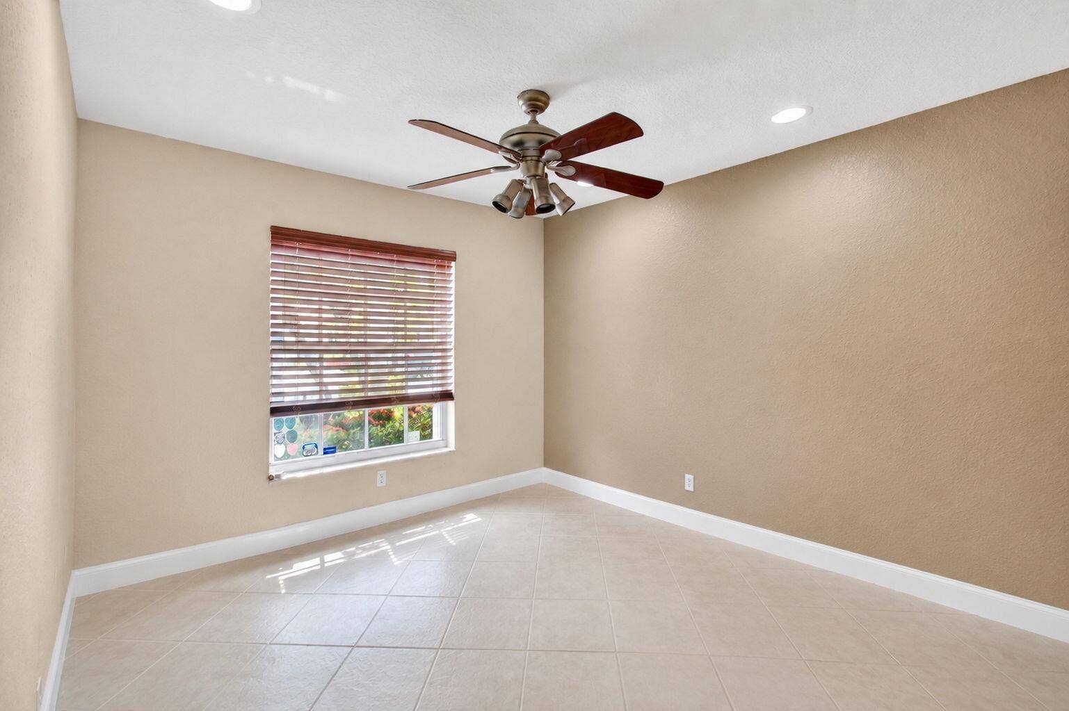 2096 STONINGTON Terrace, West Palm Beach, FL 33411 Guest Bedroom