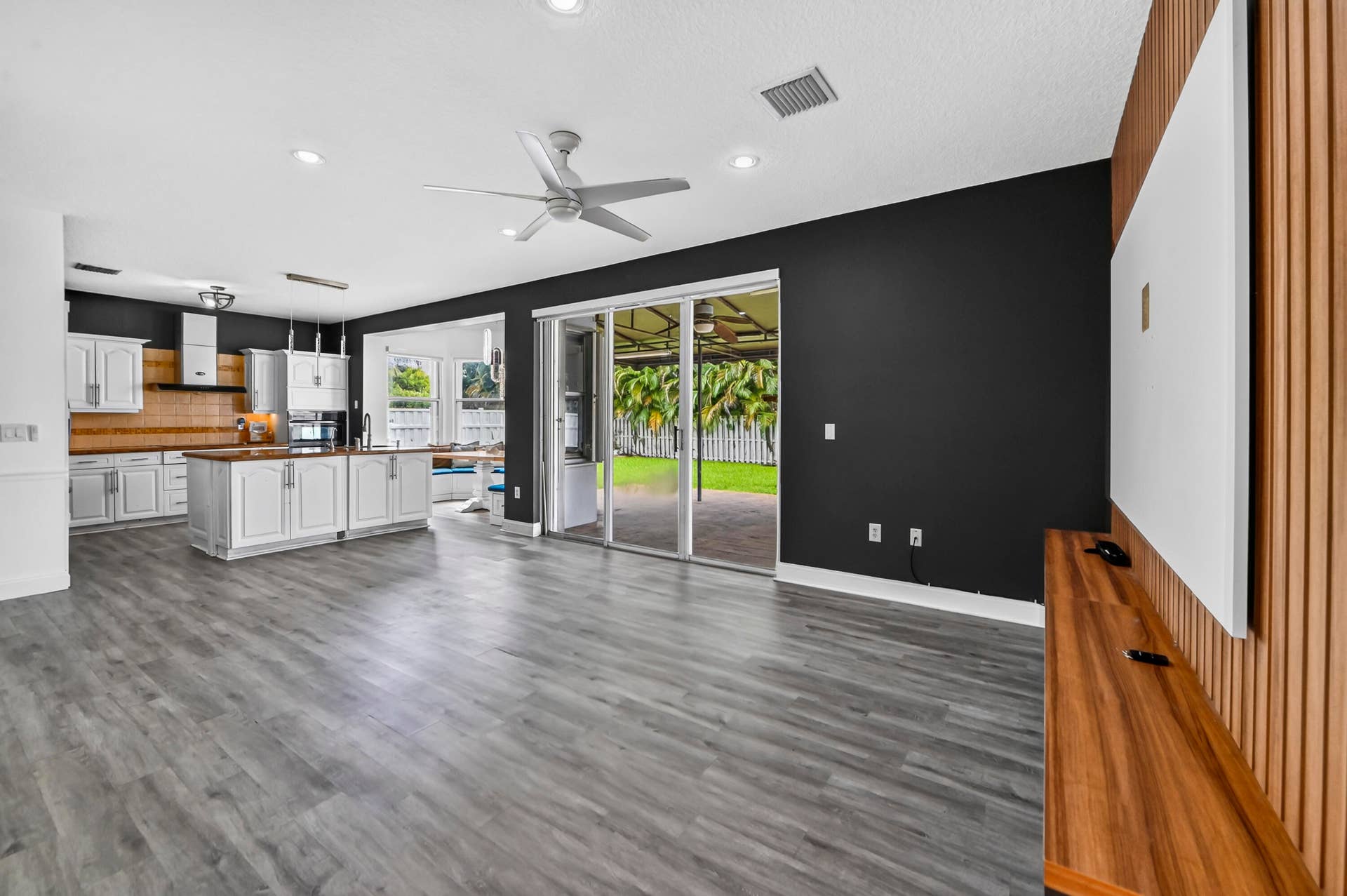 4065 SW 152nd Avenue, Miramar, FL 33027 10 Dining room 02