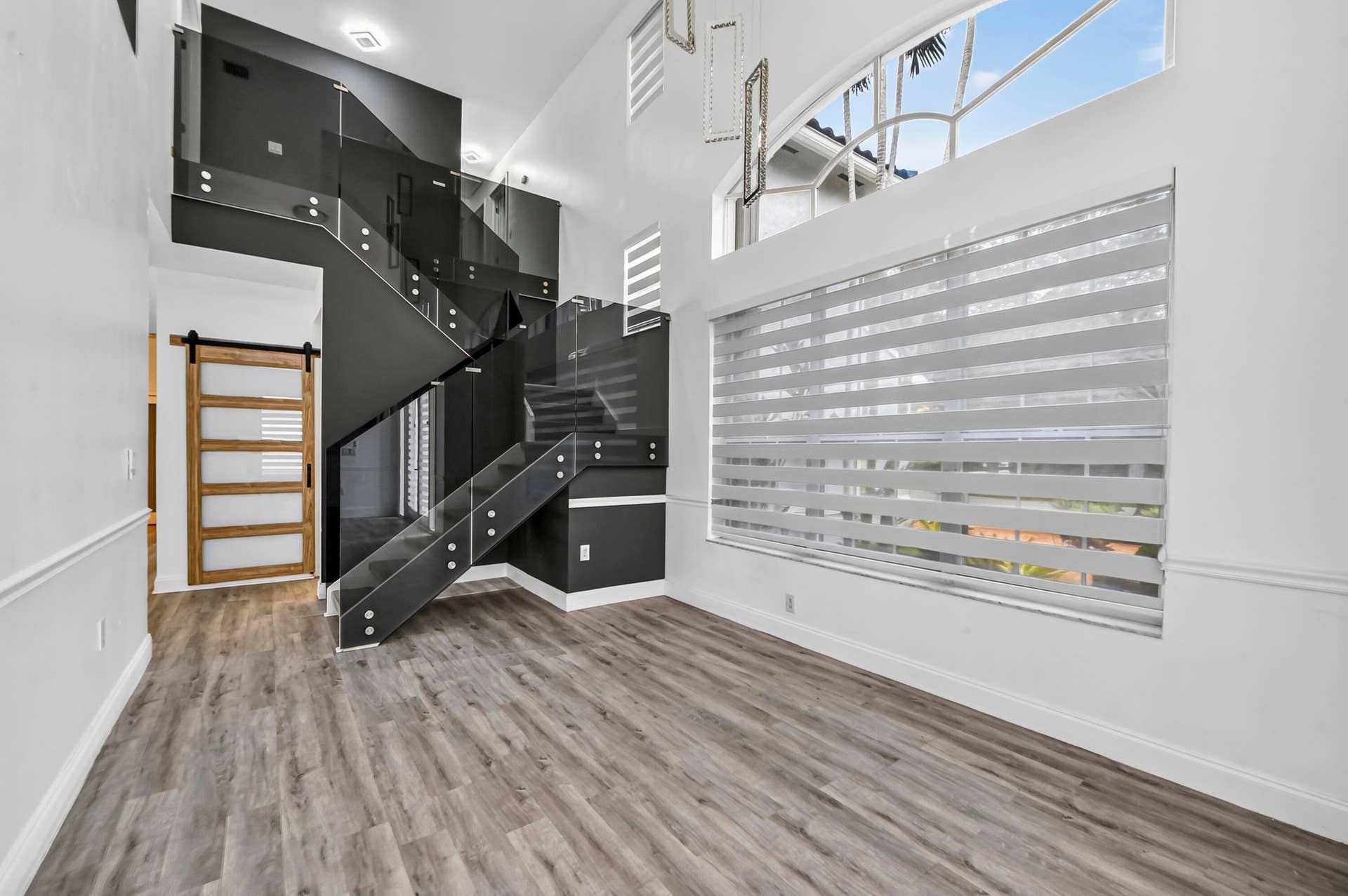 4065 SW 152nd Avenue, Miramar, FL 33027 07 Living room 01