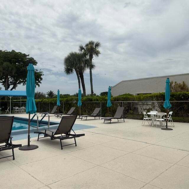 covered lounges