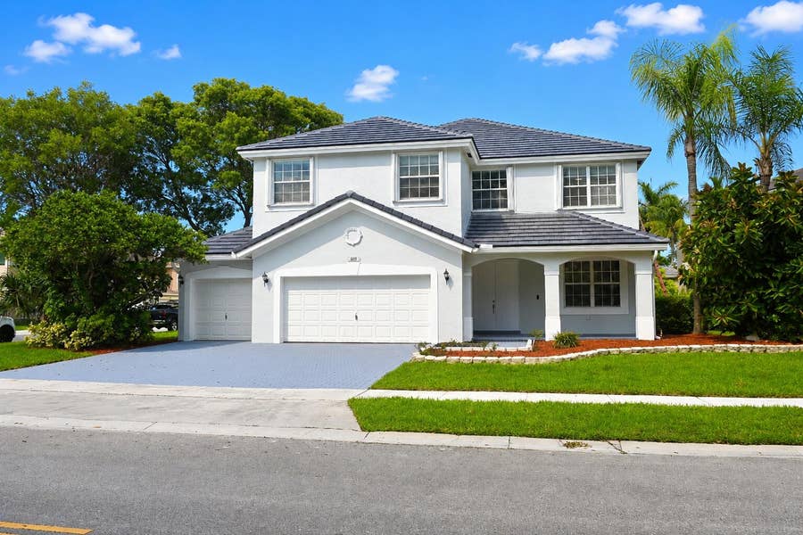 Property photo for 609 SW 167TH Way, Pembroke Pines, FL