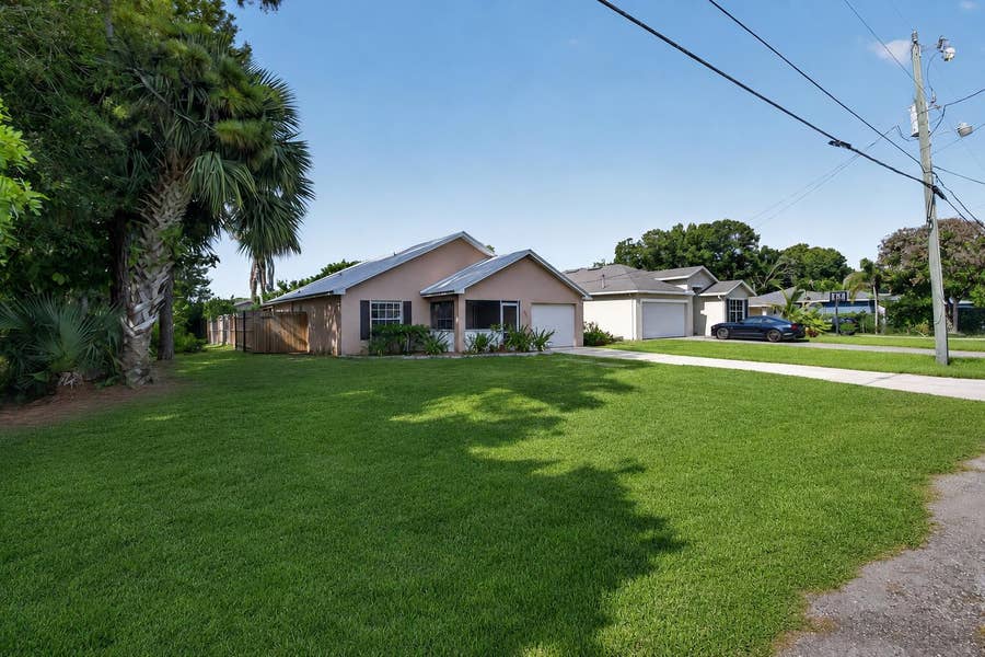 Property photo for 6934 Palm Garden Street, Jupiter, FL