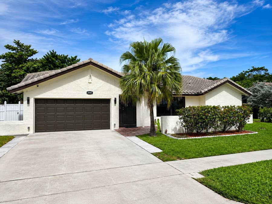 Property photo for 6995 NW 5TH Avenue, Boca Raton, FL