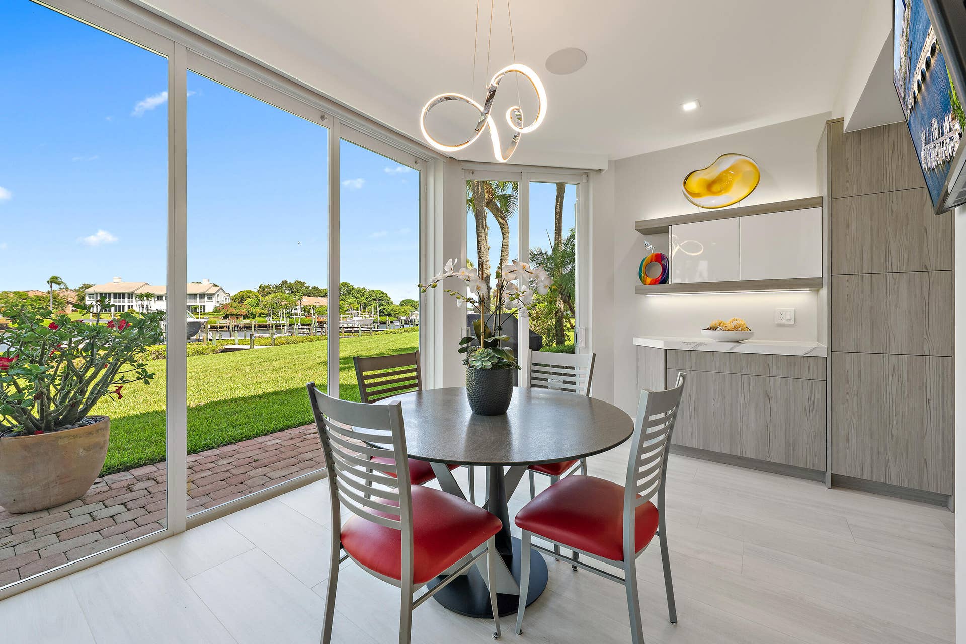 301 Captains Way, Jupiter, FL 33477 Kitchen/Dining