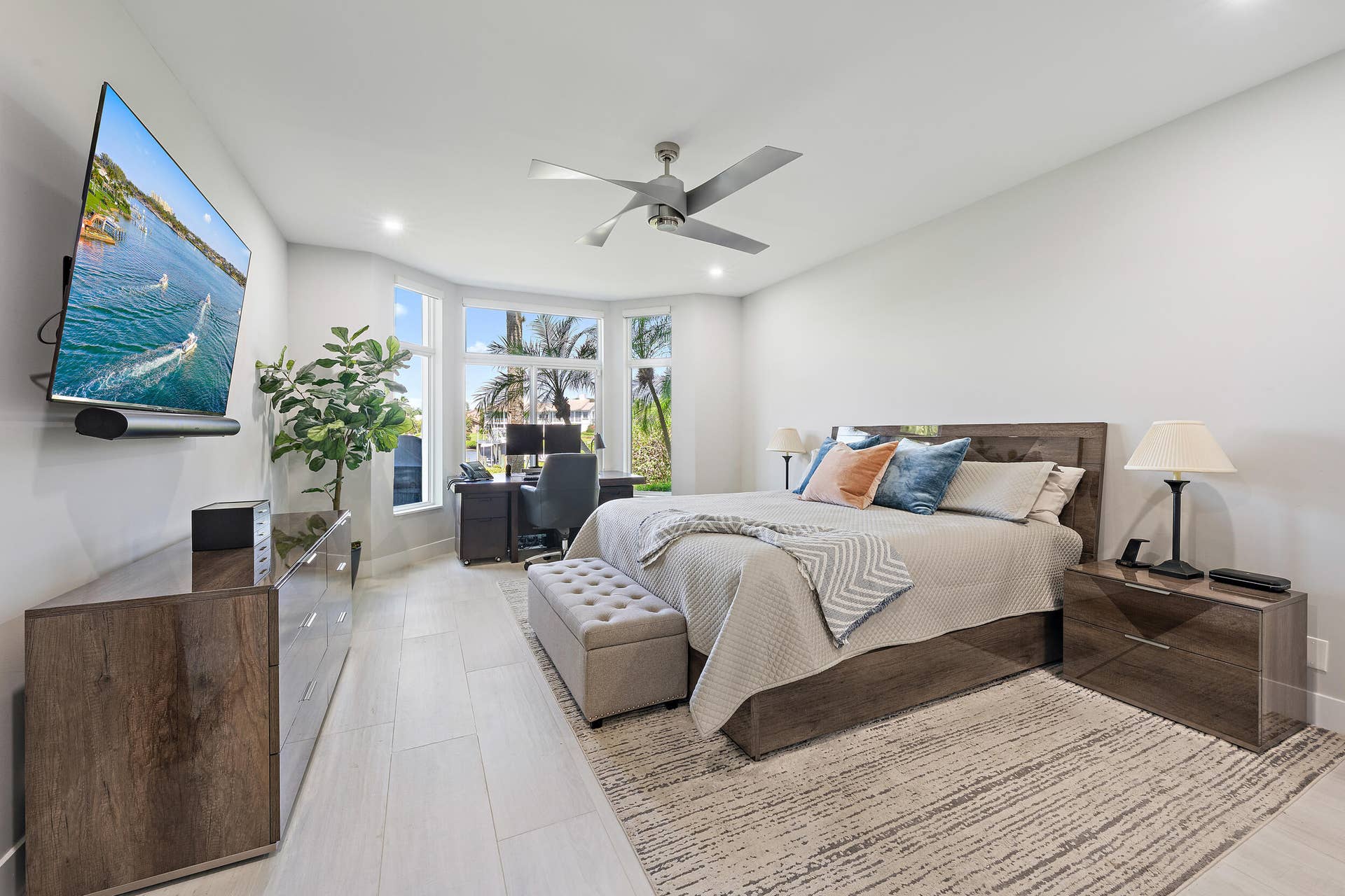 301 Captains Way, Jupiter, FL 33477 Primary Bedroom